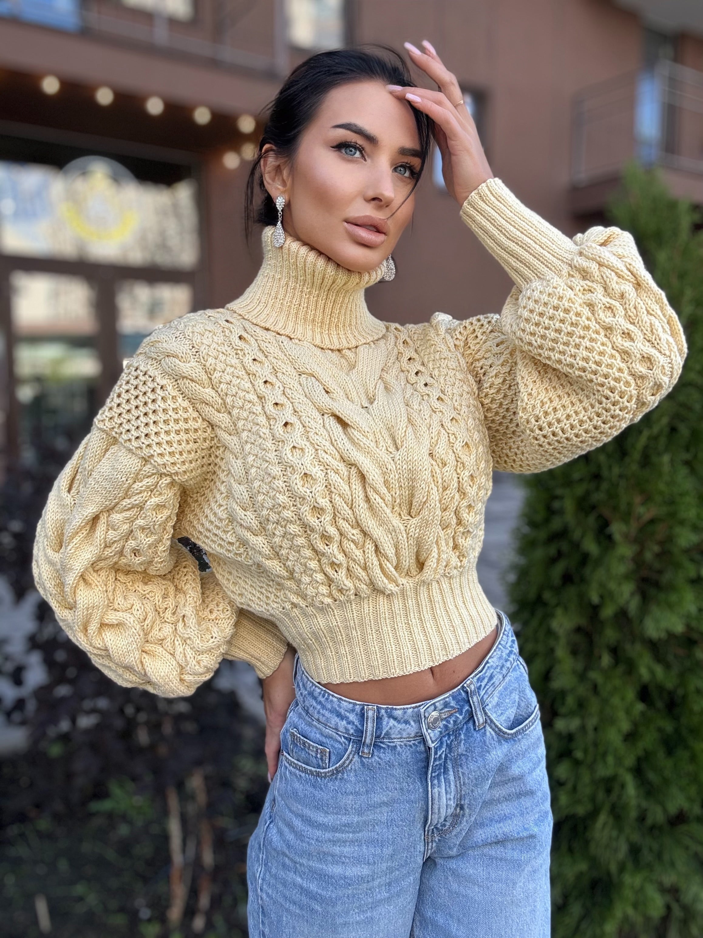 Cropped sweater