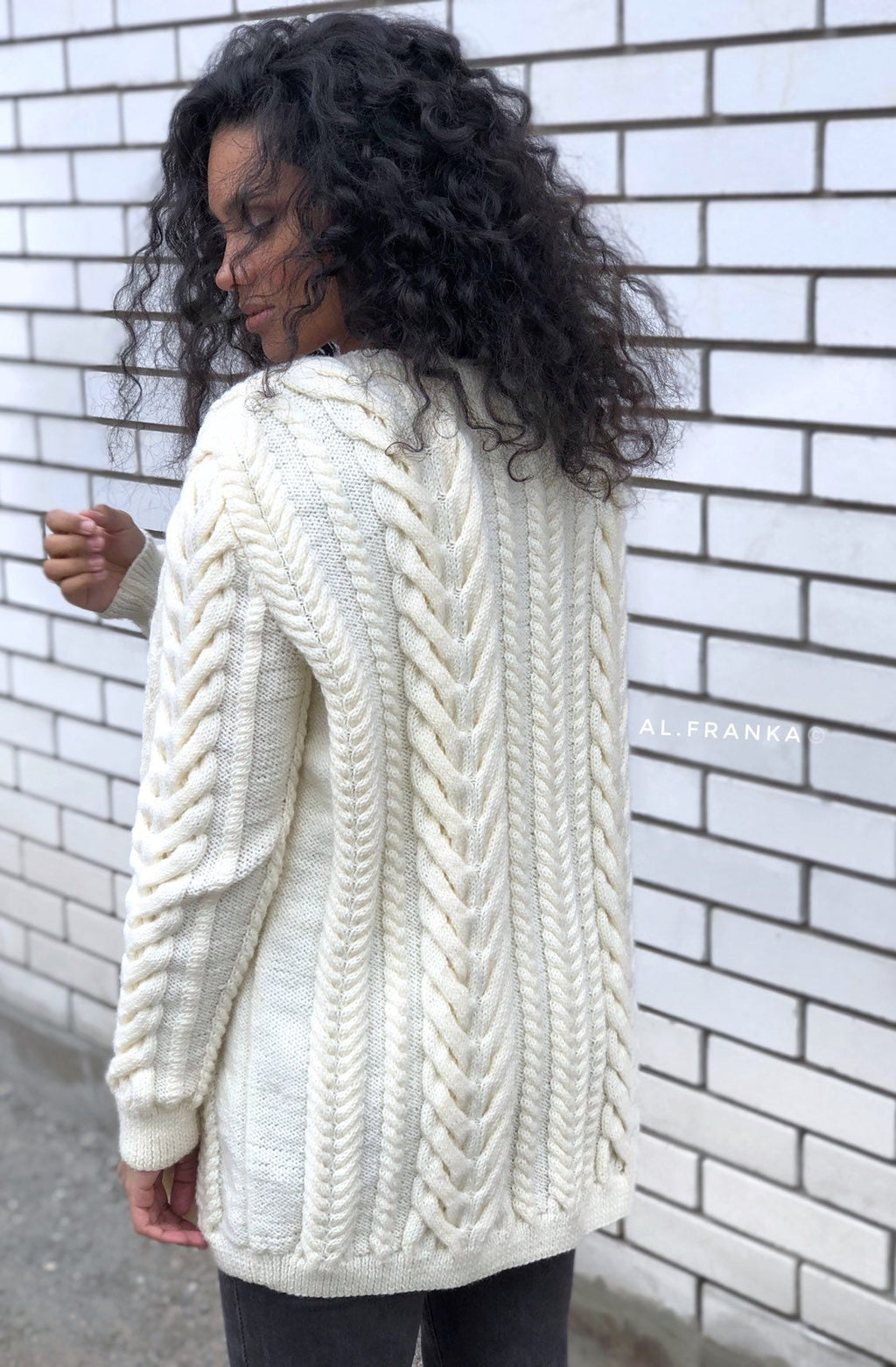 Long hand knit white wool сardigan women/chunky knit cardigan/white knitted jacket/cable knit cardigan/chunky cardigan/2-3 weeks