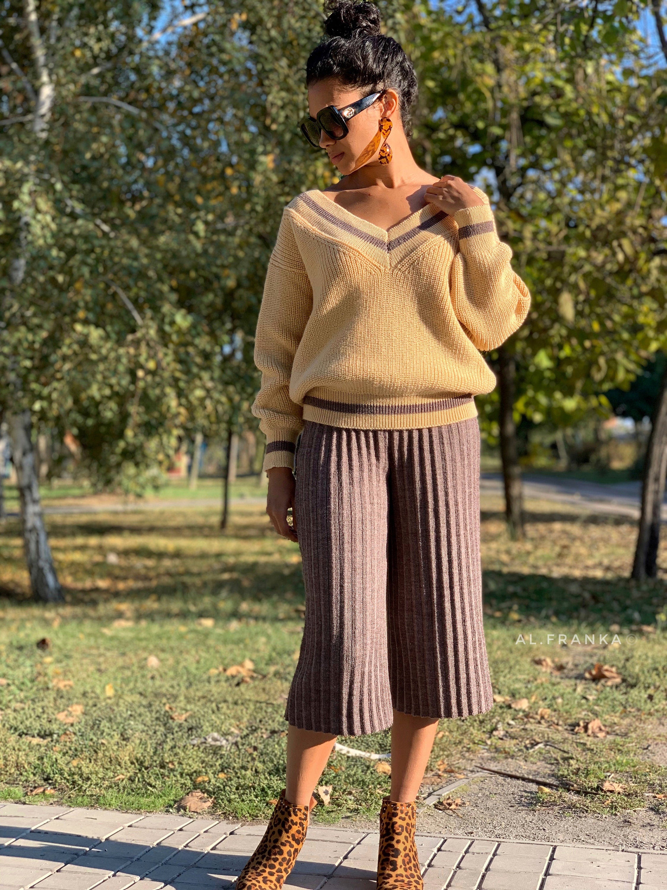 Knitted beige set sweater pants/Pleated Pants/Cream Cable/Knit Set Suit/Two Piece/knit Sweater/Culottes/pleated/beige set/wide pants