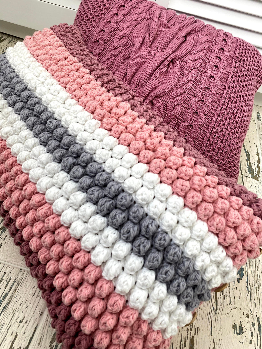Knit pillows Home boho Decor/kids room decor/pink crocheted pillows bubbles/Cable Knit Pillow Cover/natural cotton pillow Handmade