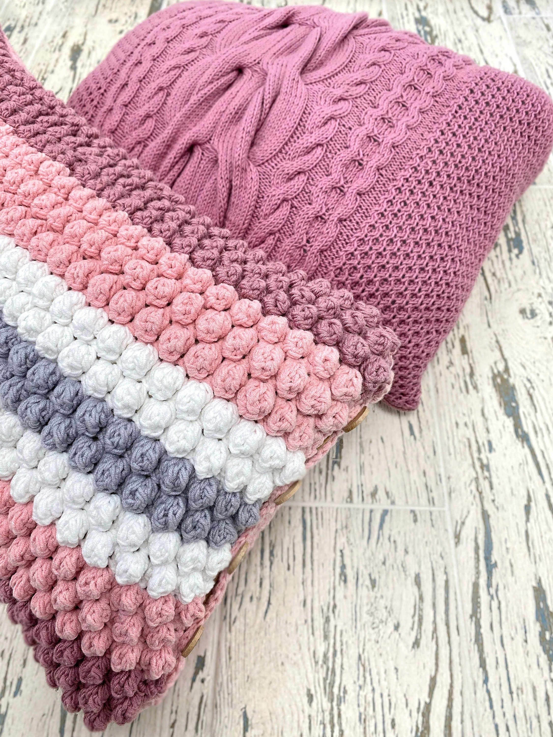 Knit pillows Home boho Decor/kids room decor/pink crocheted pillows bubbles/Cable Knit Pillow Cover/natural cotton pillow Handmade