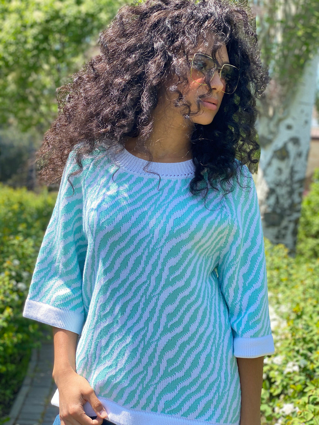 Knitted softy organic cotton sweater animal print pattern Zebra print pullover short sleeve White green half sleeve blouse for women