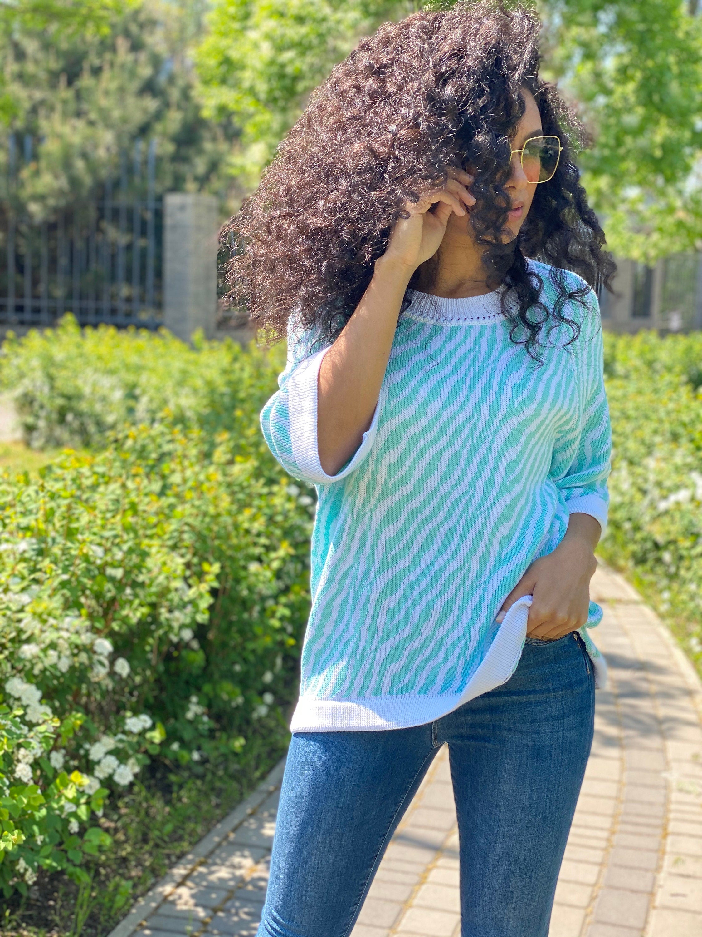 Knitted softy organic cotton sweater animal print pattern Zebra print pullover short sleeve White green half sleeve blouse for women