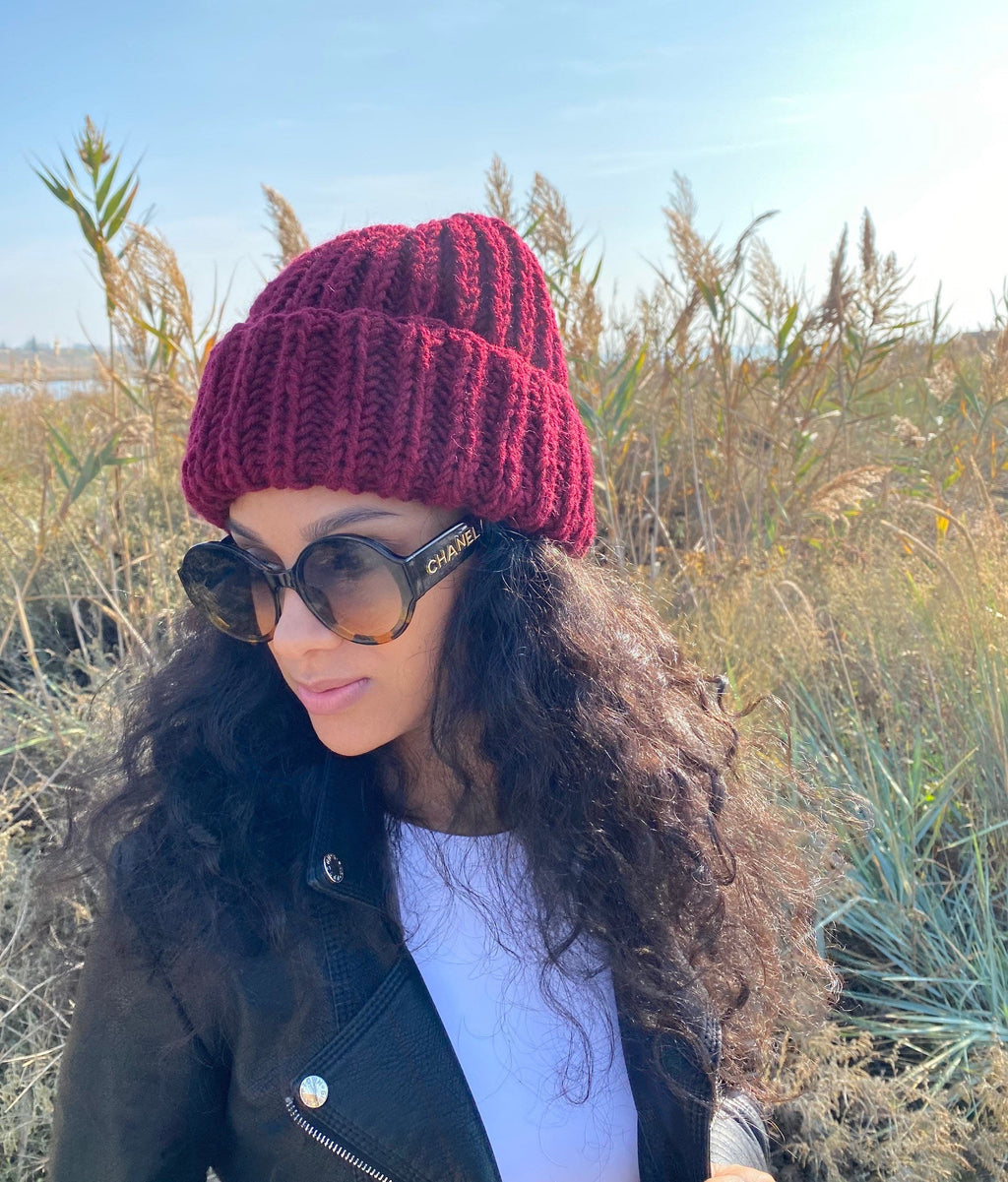 Bulky knitted hat/knit hats for woman/winter hat/blue hat/beige hat/burgundy hat/pink knit hat/blue wool winter hat/many colors knitted hat
