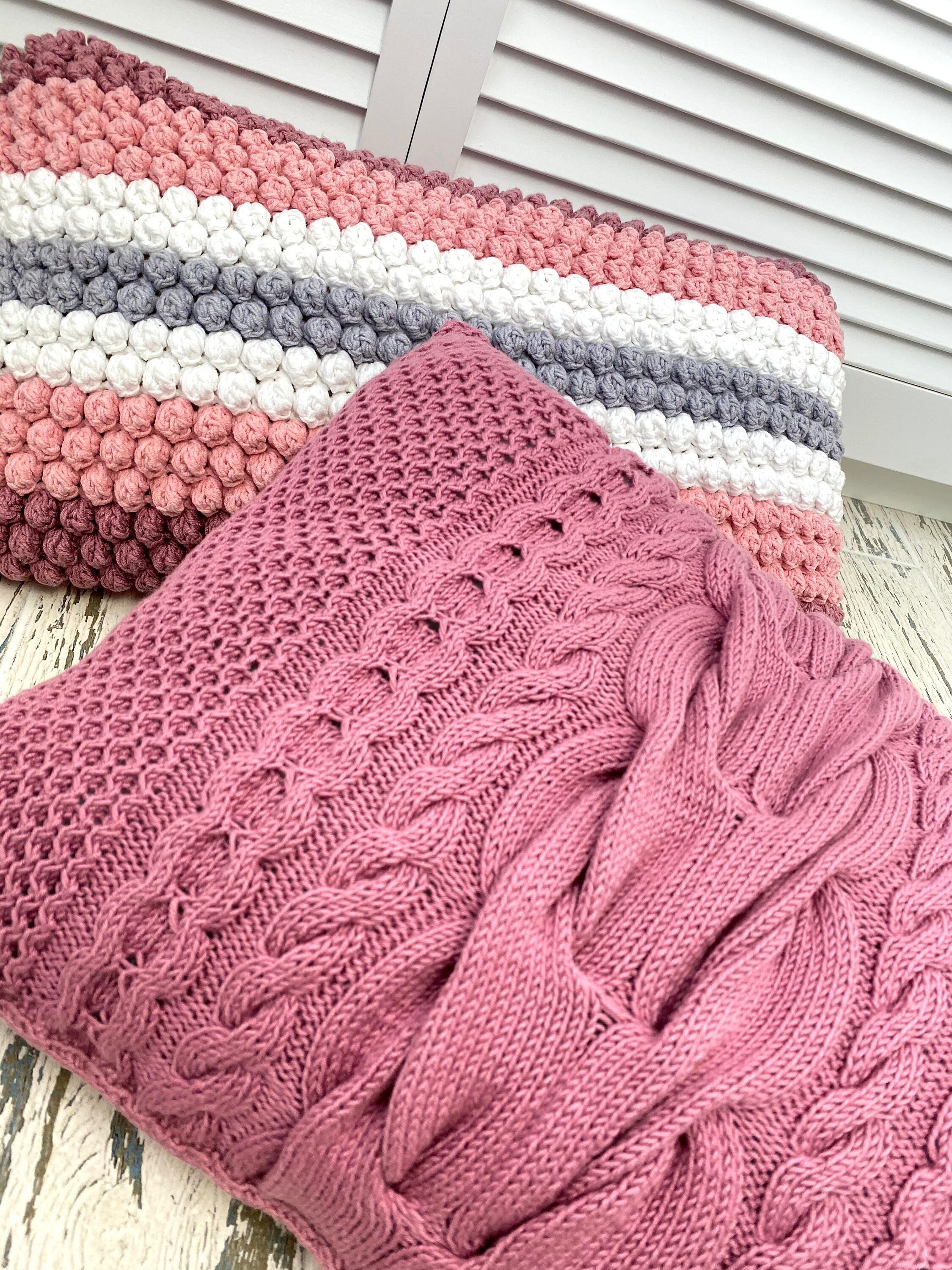 Knit pillows Home boho Decor/kids room decor/pink crocheted pillows bubbles/Cable Knit Pillow Cover/natural cotton pillow Handmade