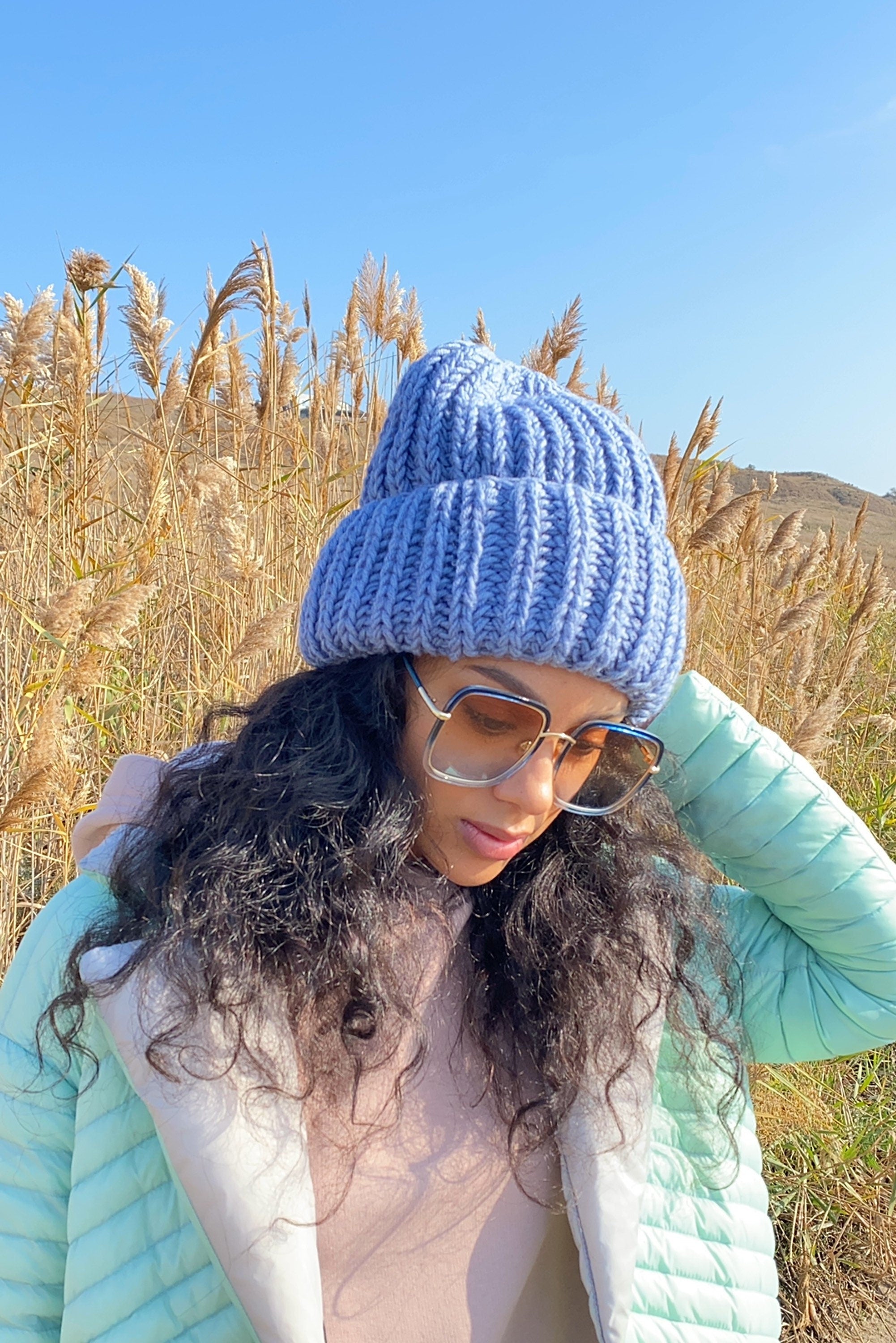 Bulky knitted hat/knit hats for woman/winter hat/blue hat/beige hat/burgundy hat/pink knit hat/blue wool winter hat/many colors knitted hat