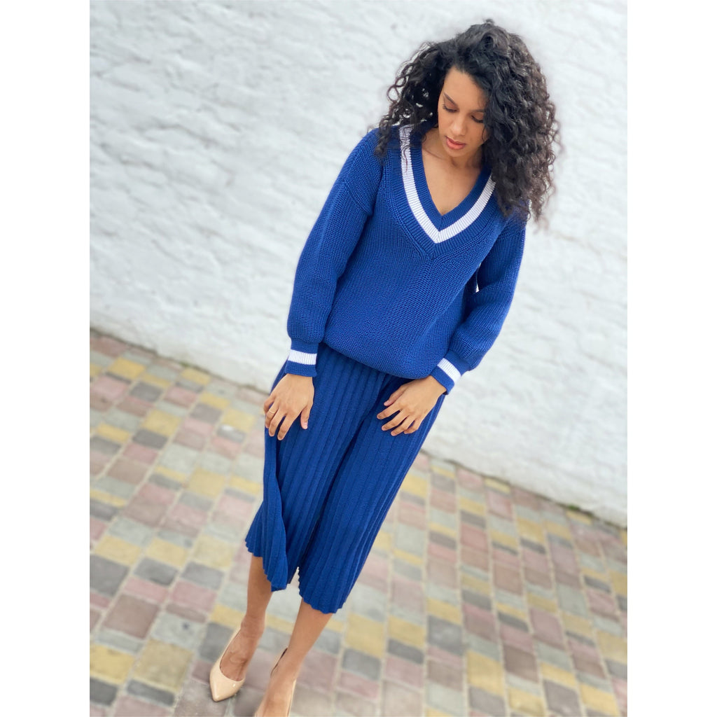 Knitted merino wool women blue setv two pieces culotte pants sweater V collar Warm wool knit suit oversized sweater pleated pants/trousers