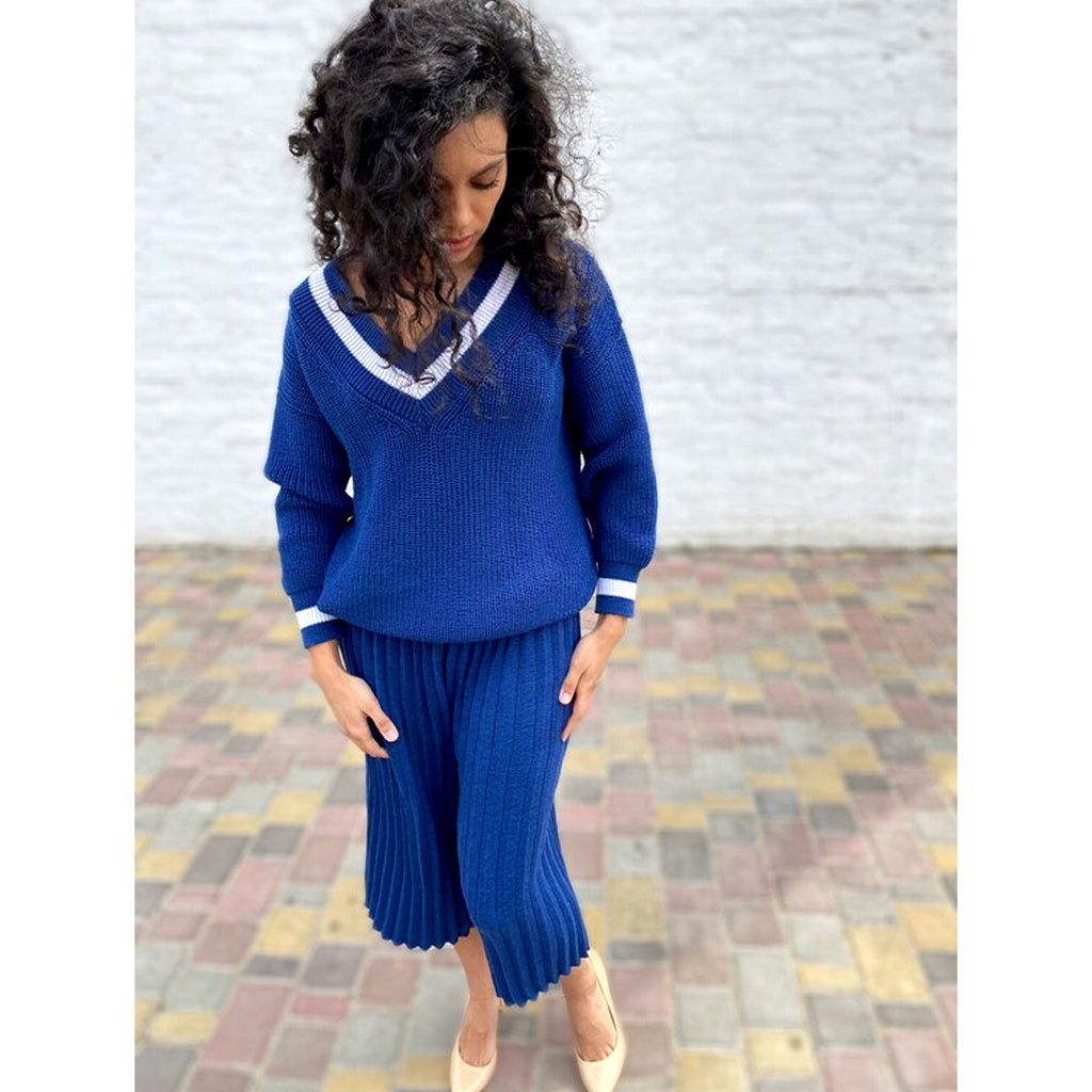Knitted merino women blue set/culotte pants/sweater V collar/Warm wool knit suit culottes oversized sweater pleated pants/trousers pleated