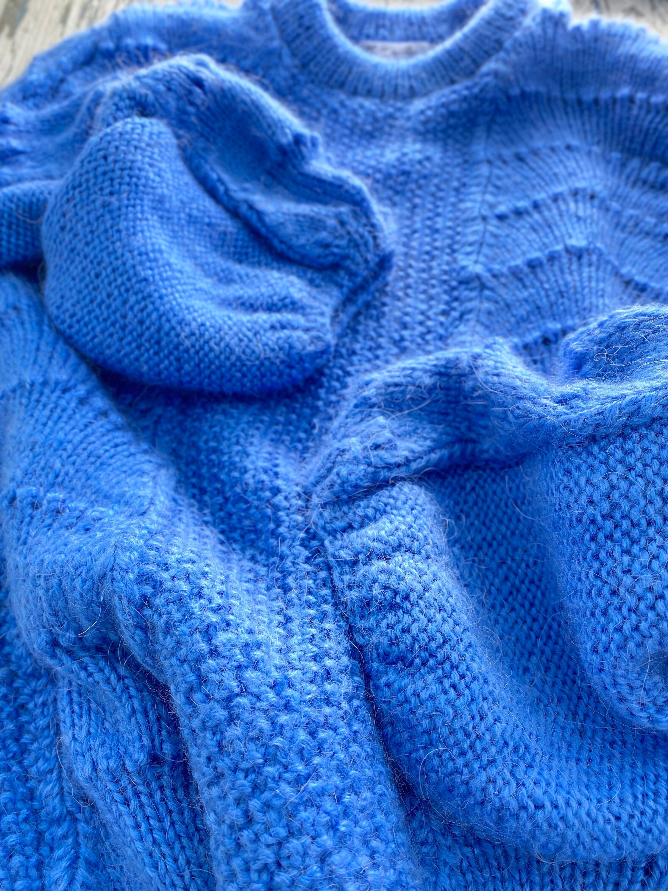 Knitted Winter Womens Mohair Sweater Light Blue Blue Pink Long Sleeve Knitted Pullover Fluffy Puff Sleeve Sweater