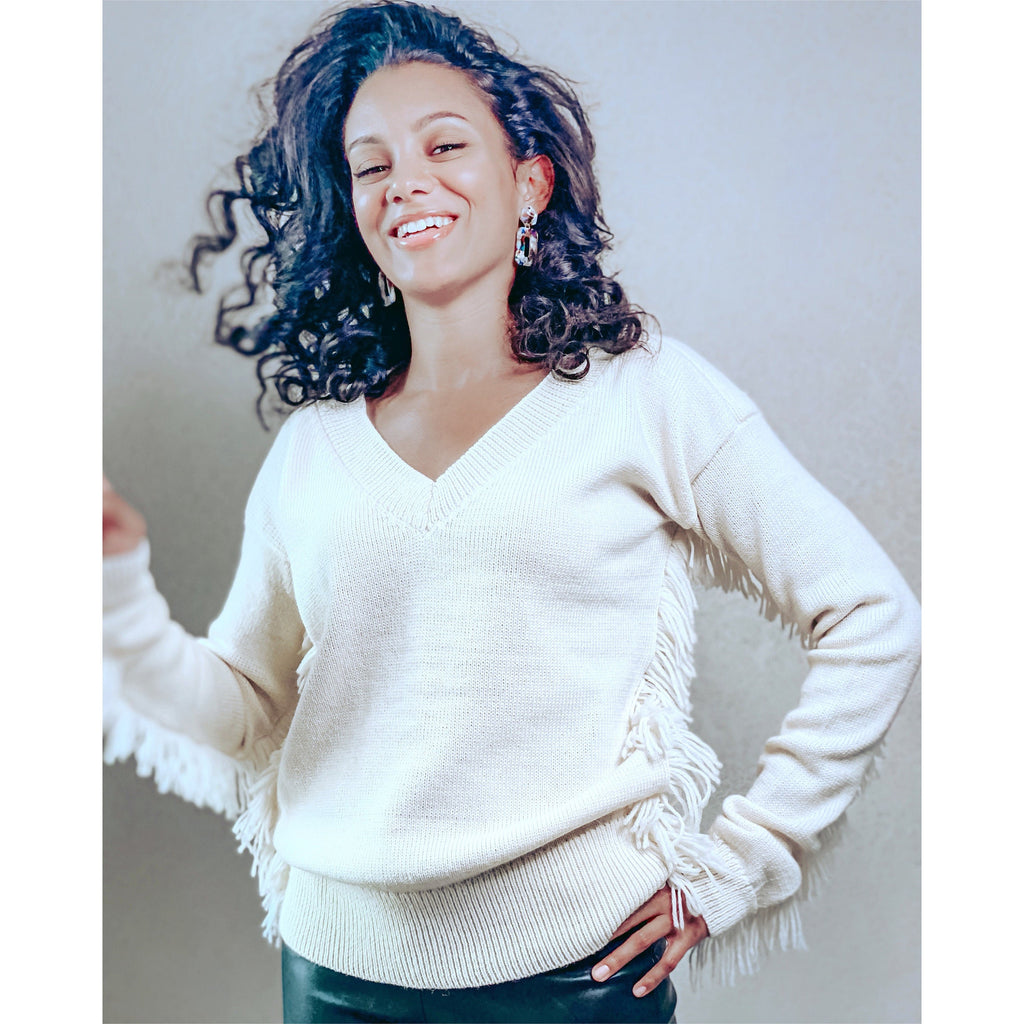 Knitted milk merino wool mix fringe V-neck sweater for women White wool boho pullover Pastel hand knit long sleeve V neckline