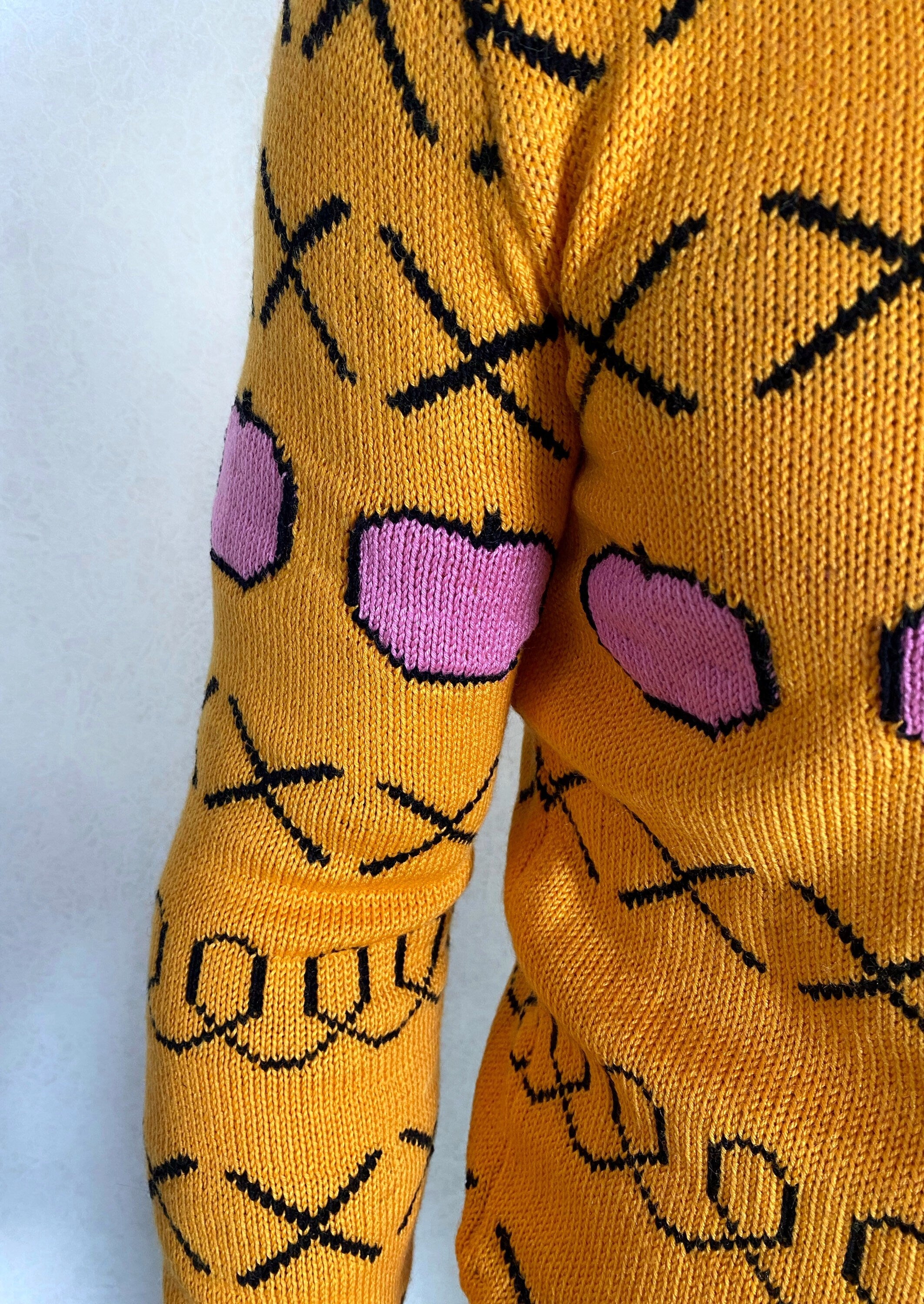 Hand knit yellow sweater Yellow pink orange X knit apples pullover Men’s knitted sweater Pink apples