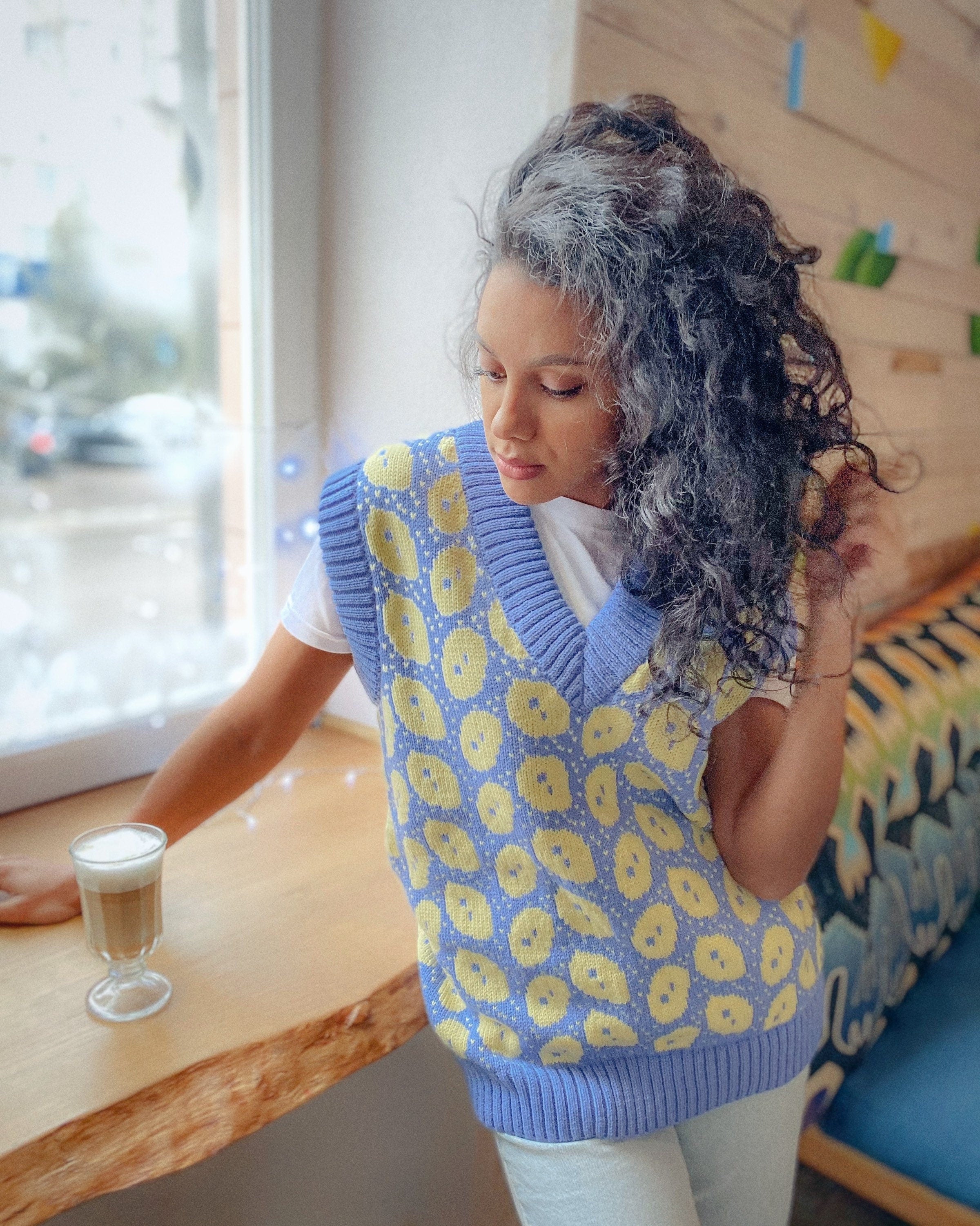 Cable knit Sweater Vest Women/blue sweater vest yellow print/vintage knit vest women/lemon print/long knit vest/Winter warm vest