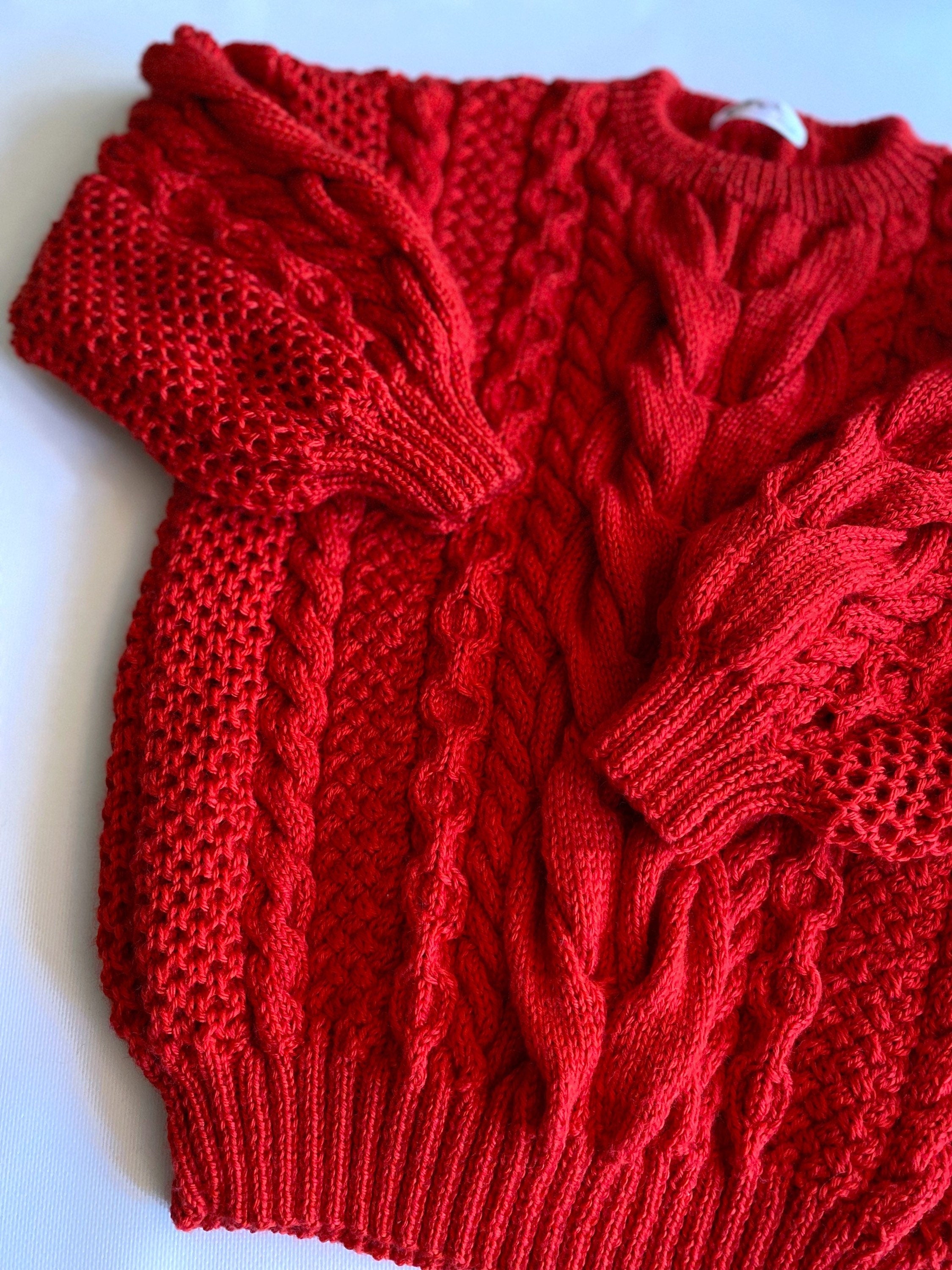 Red knit wool sweater women/knitted jumper 7/8 sleeve Cable knitting Loose knit Oversized Womens red knitted sweater