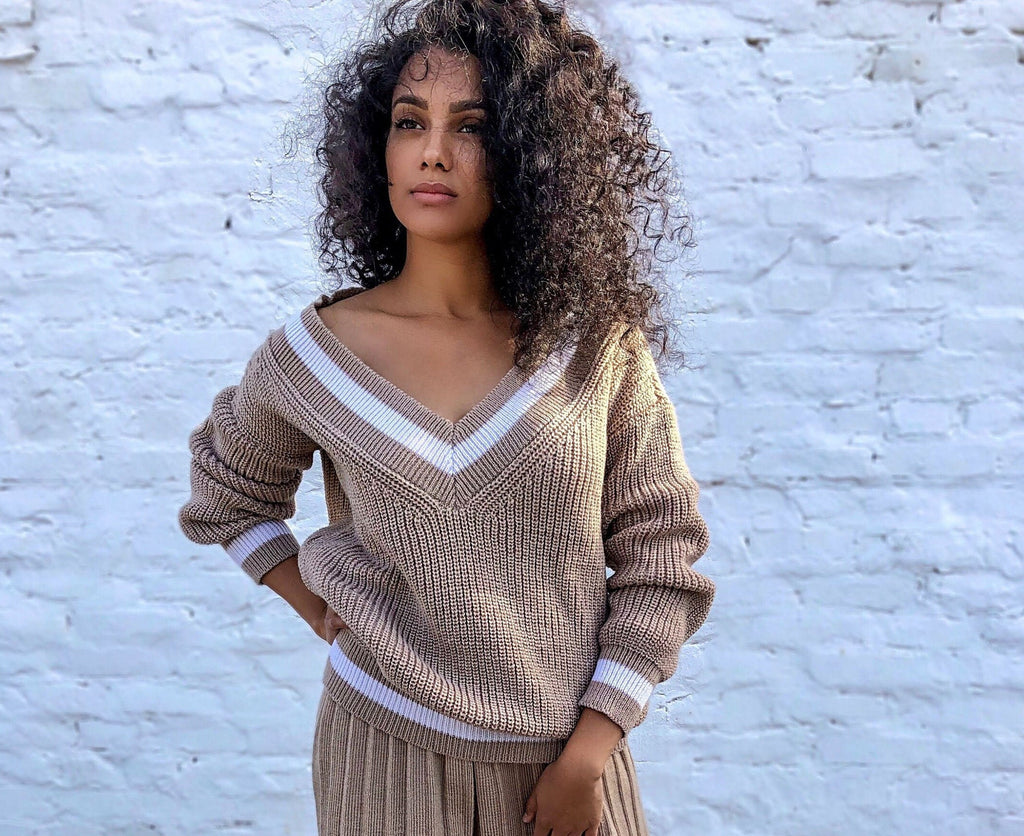 V-neck beige cable knitted merino wool sweater Chunky knit sweater women Beige Sweater Womens Chunky Thigh-High Sweater