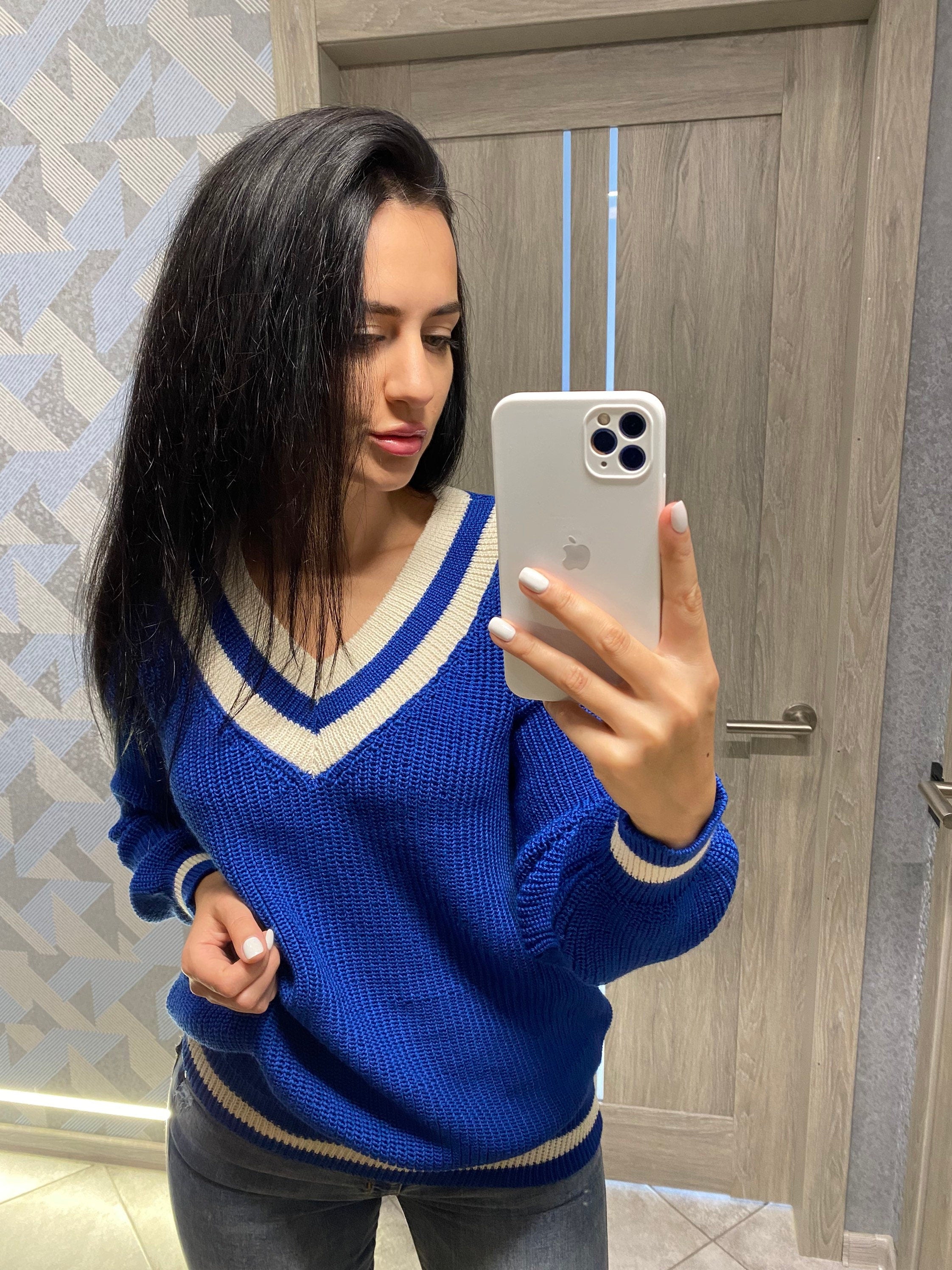Knitted merino wool V neck Blue White sweater women Blue merino knit pullover Bright sweater Womens Chunky knit oversize pullover