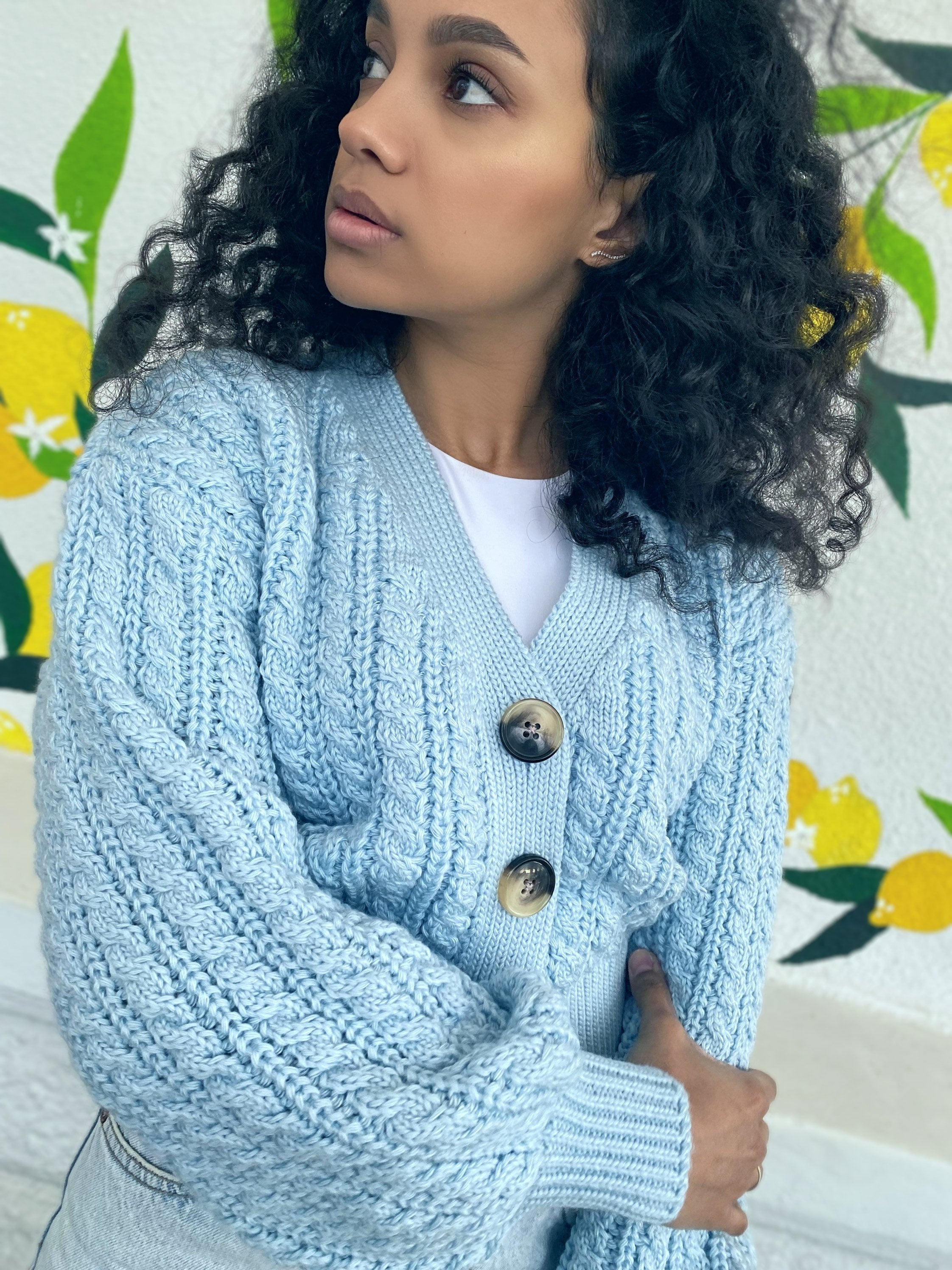Crop knit cardigan Hand knit blue cardigan Crop top sweater Cable knit cardigan Chunky Cozy cardigan short knitted jacket Gift for her
