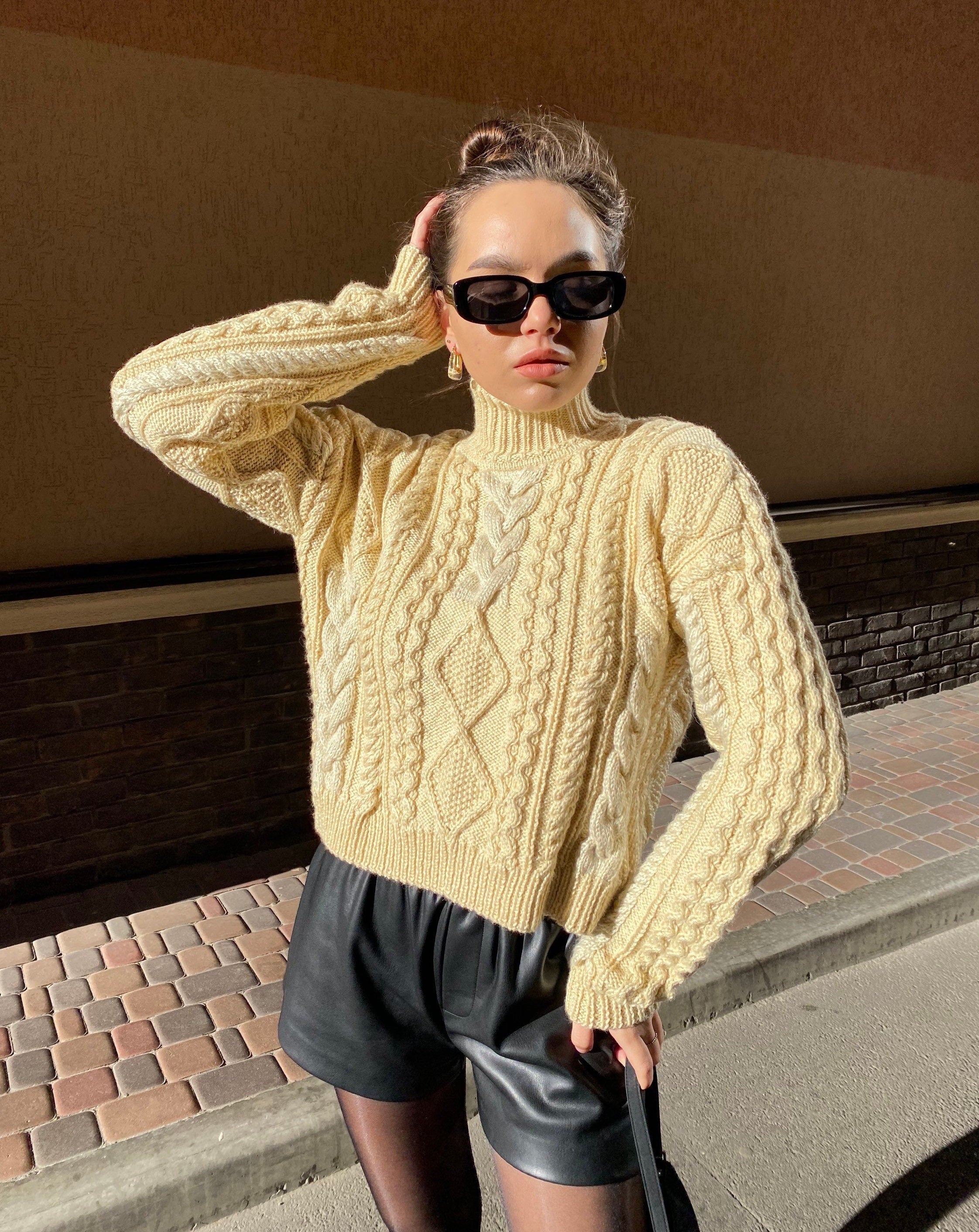 Hand knit sweater Chunky knit turtleneck pullover Oversize crop sweater Women cable knit sweater White Cream Ivory