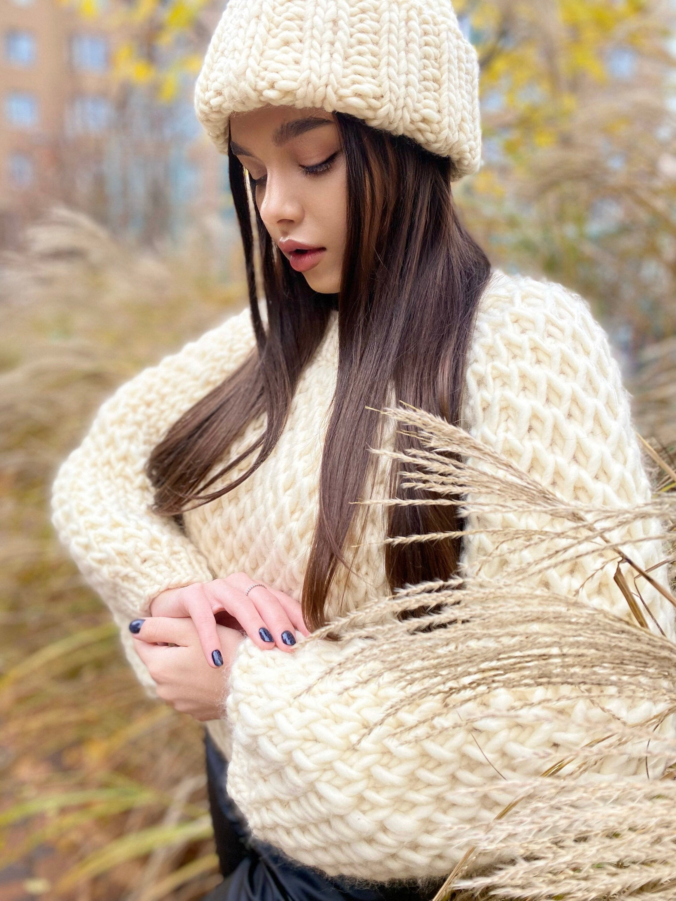 Cable knit wool Milk sweater Hand knit Milk Pastel sweater Chunky knit crop pullover