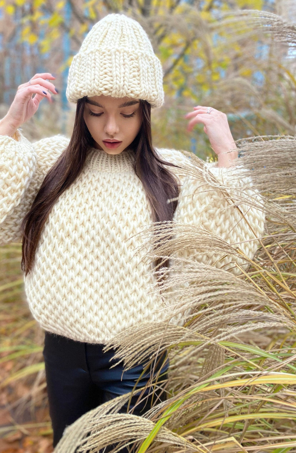 Chunky handknit alpaca wool soft milk sweater + Cable knit hat Hand knit Pastel sweater Cable knit crop pullover