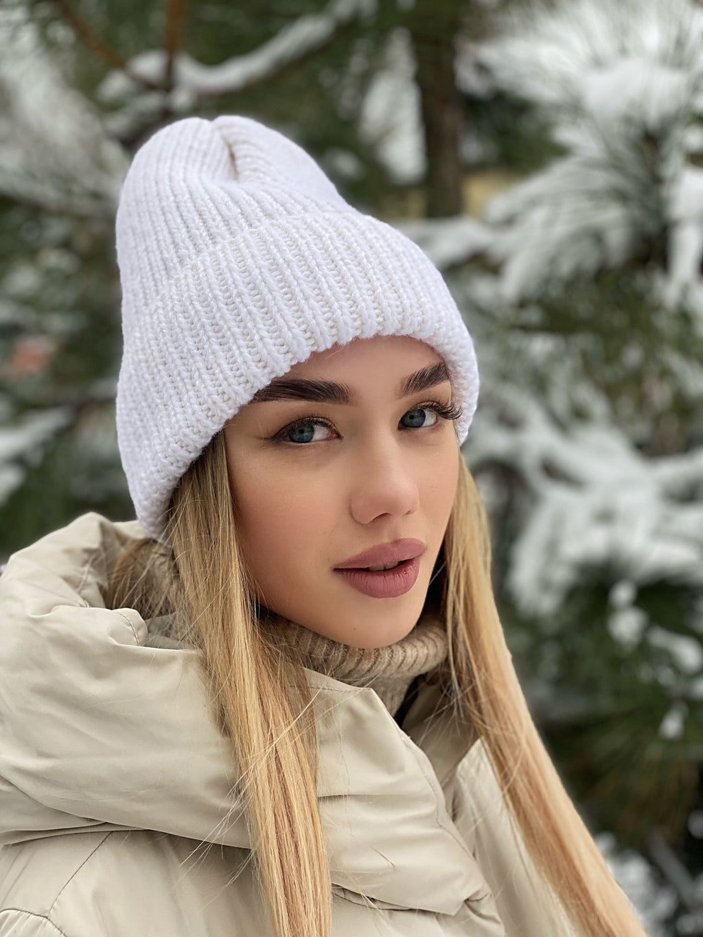Knitted white wool beanie women Wool winter hat high Chunky White Cable Knit Hat Winter accessories women Gift for her