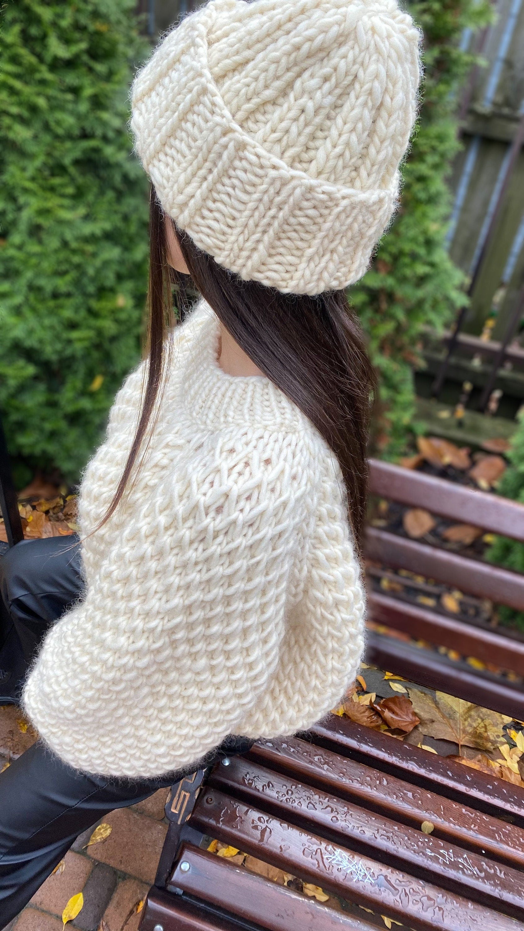 Cable knit wool Milk sweater Hand knit Milk Pastel sweater Chunky knit crop pullover