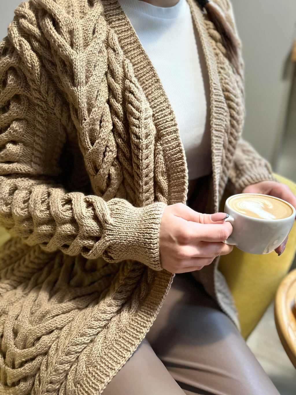 Hand knit wool pastel сardigan women Chunky knit beige cardigan Knitted jacket Cable knit cardigan Chunky knit sweater Fall pullover