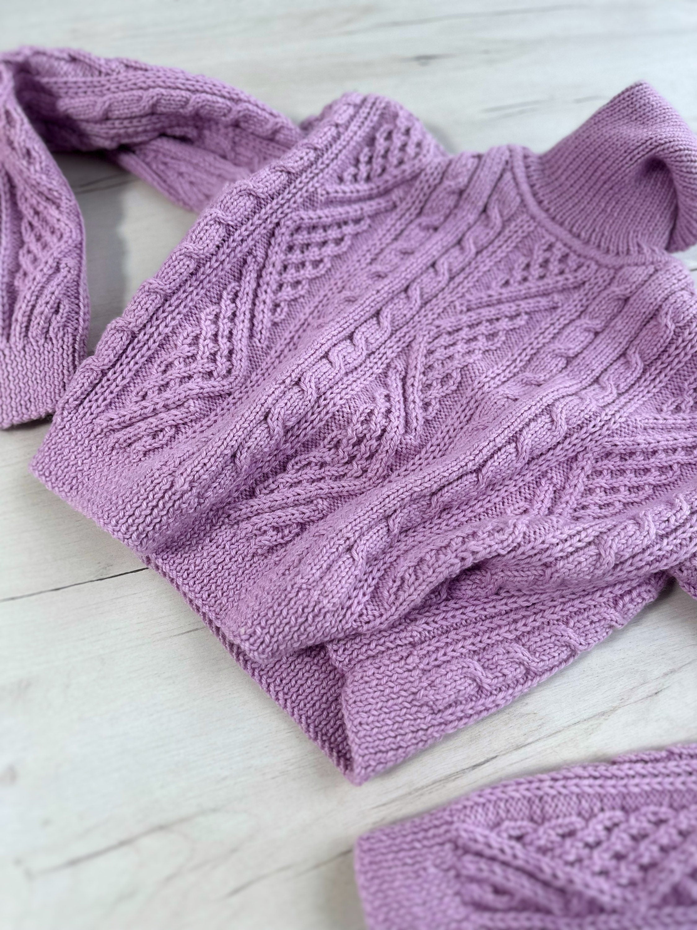 Hand knit crop-sweater Chunky knit turtleneck pullover Oversize cozy sweater Women cable knit sweater Lilac Pink Short pullover Top
