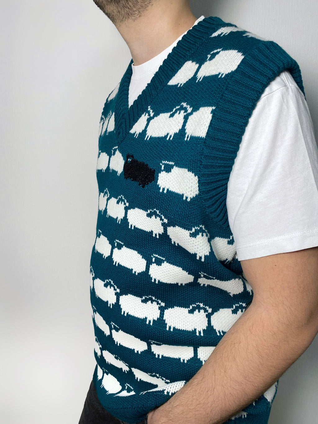 Emerald Green knit vest white black sheep for men Knit merino cable knit sweater vest white sheep Sleeveless jacket men’s wool Gift for him