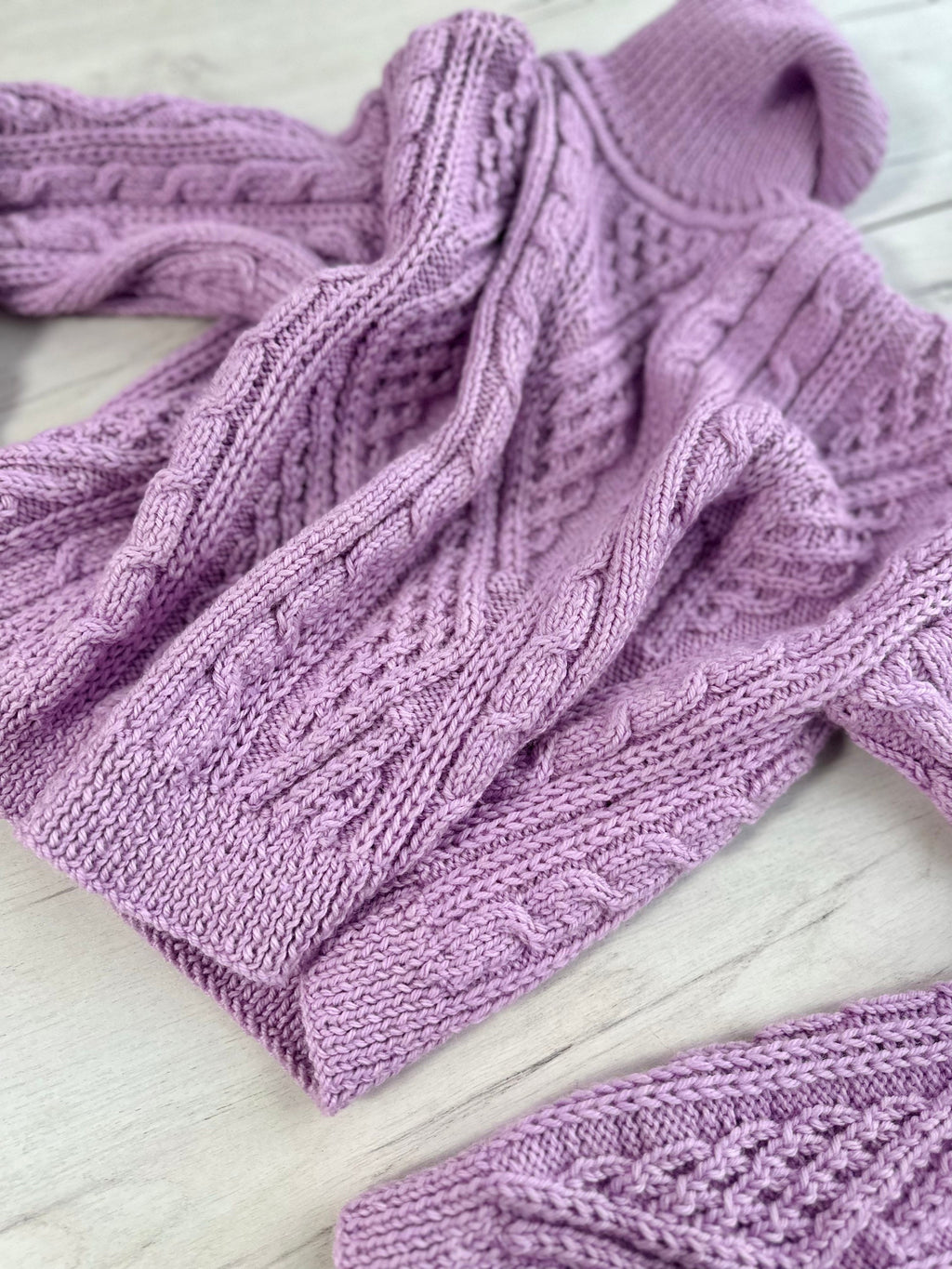 Hand knit crop-sweater Chunky knit turtleneck pullover Oversize cozy sweater Women cable knit sweater Lilac Pink Short pullover Top