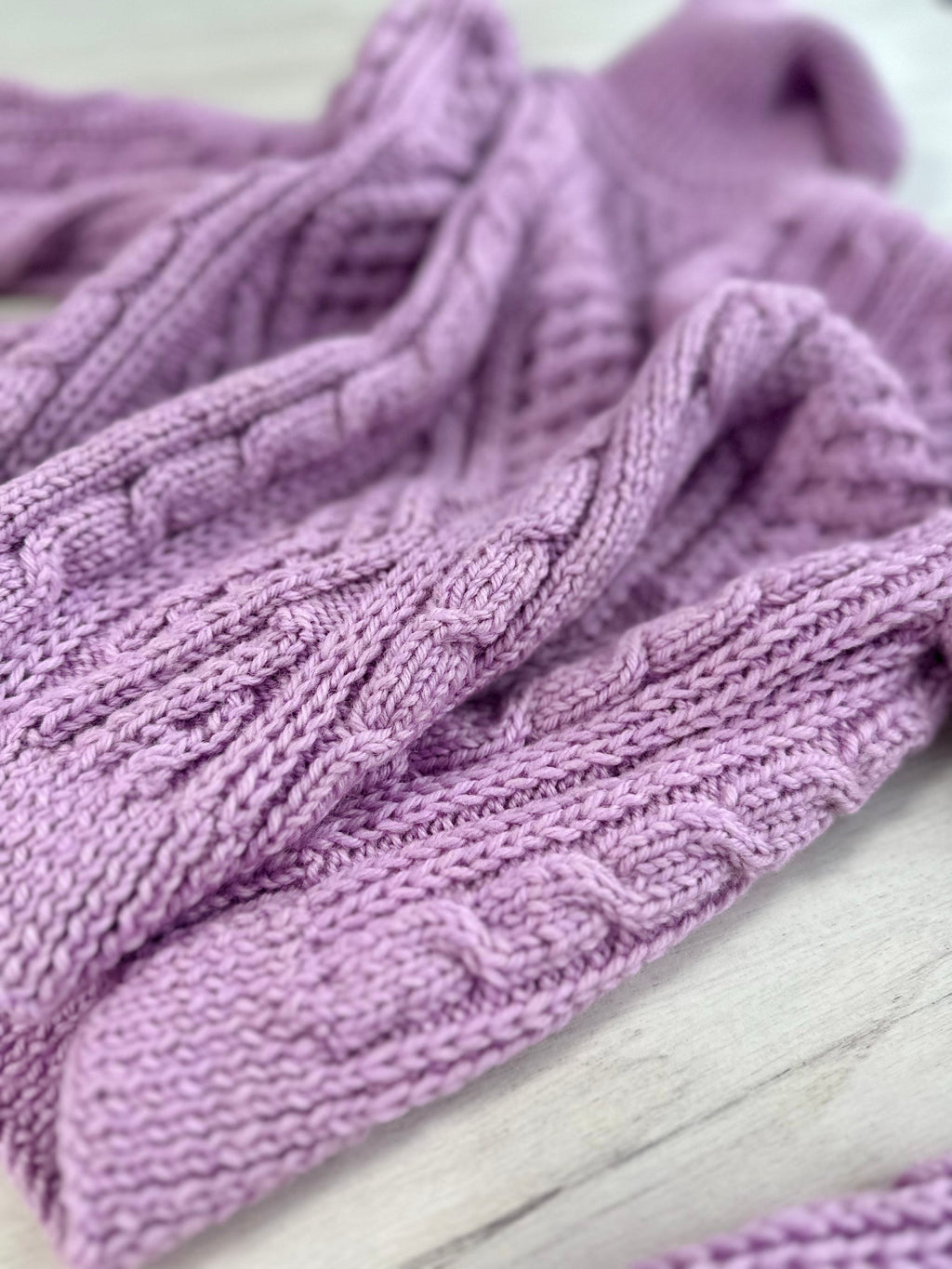 Hand knit crop-sweater Chunky knit turtleneck pullover Oversize cozy sweater Women cable knit sweater Lilac Pink Short pullover Top