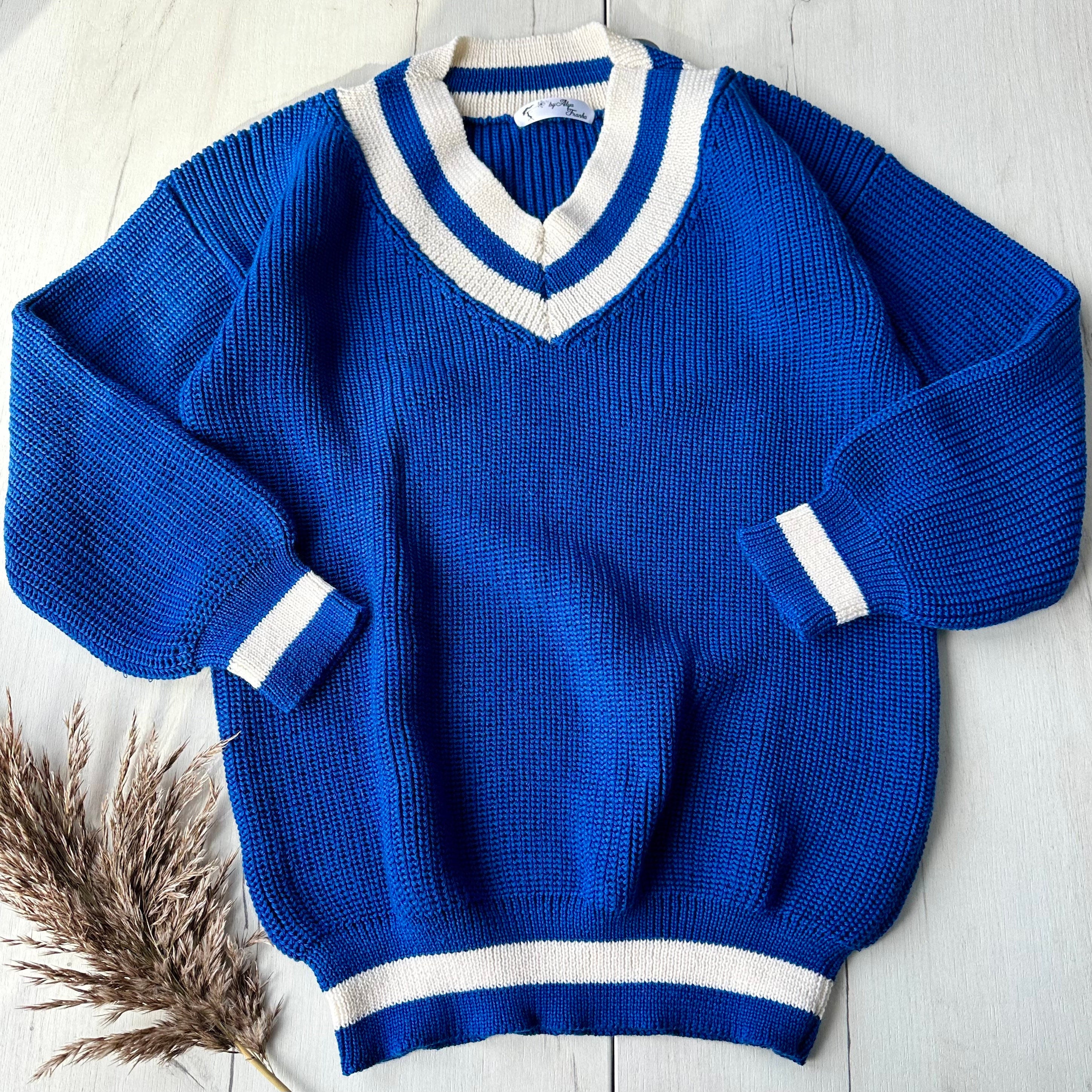 Knitted merino wool V neck Blue White sweater women Blue merino knit pullover Bright sweater Womens Chunky knit oversize pullover