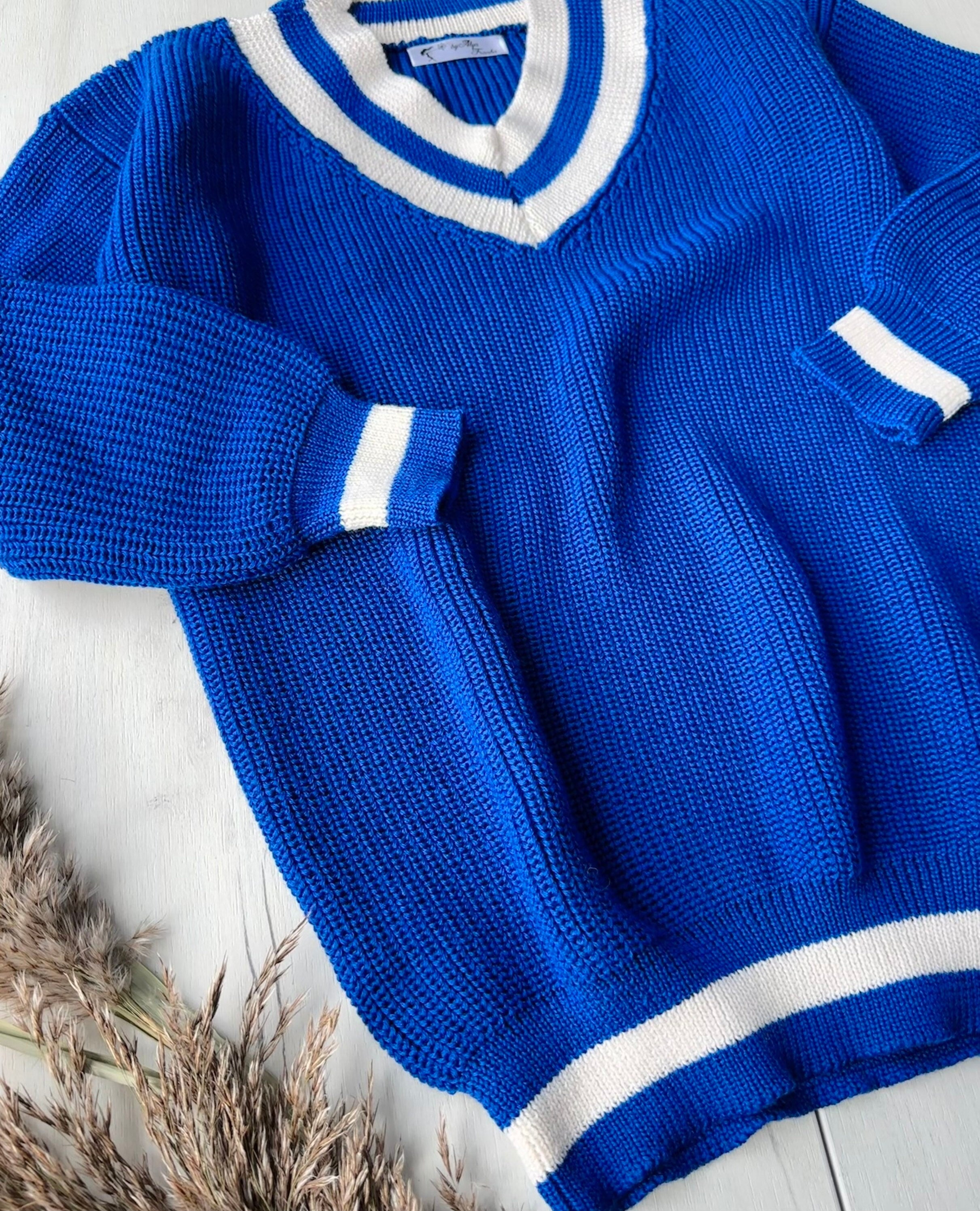 Knitted merino wool V neck Blue White sweater women Blue merino knit pullover Bright sweater Womens Chunky knit oversize pullover