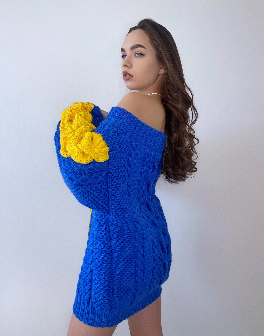 Hand knit sweater dresses for women Blue Yellow cable sweater dress open shoulders Long wool chunky knit braids one shoulder pullover