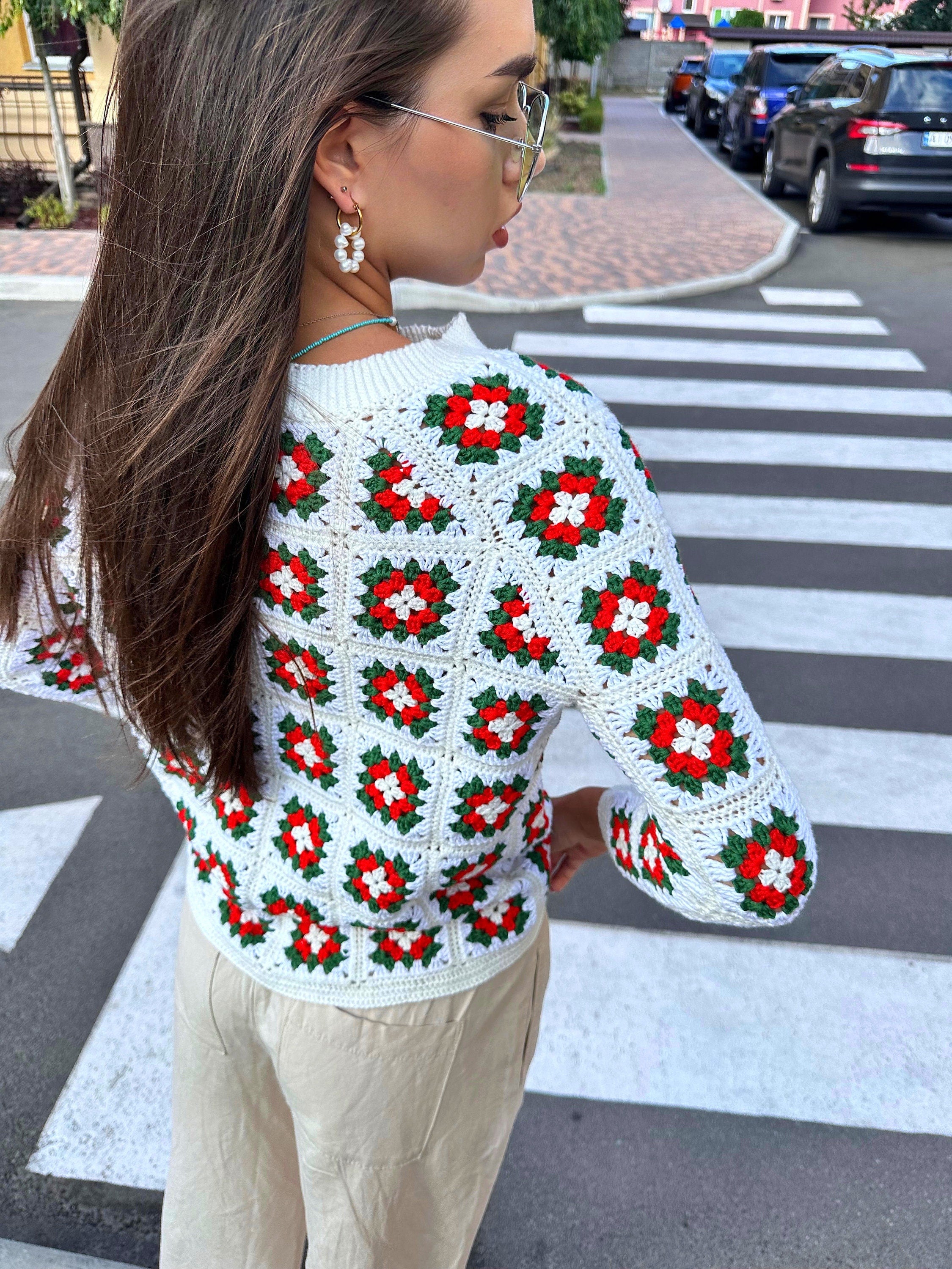 Crochet granny square white red green 3/4 sleeve sweater Top Patchwork pullover Boat collar Сropped sleeves Organic Cotton Sumer sweater