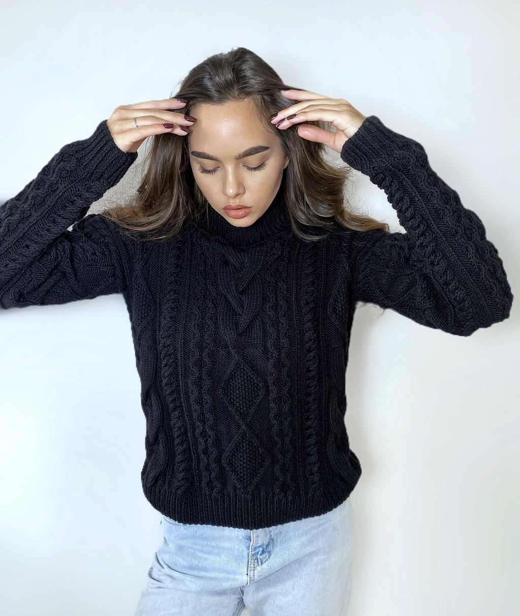 Hand knit soft merino wool sweater Chunky knit organic cotton turtleneck pullover Oversize crop sweater Women cable knit sweater Black White