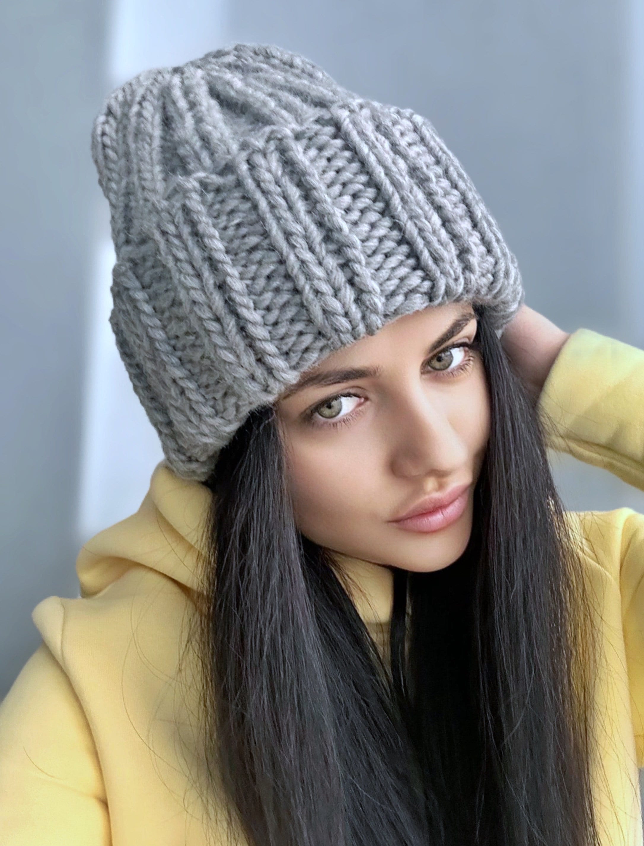 Chunky knit hat Super Chunky Beanie Winter knit hat Big warm winter knitted hat Light Gray Pastel knit hand hat Chunky knit beanie