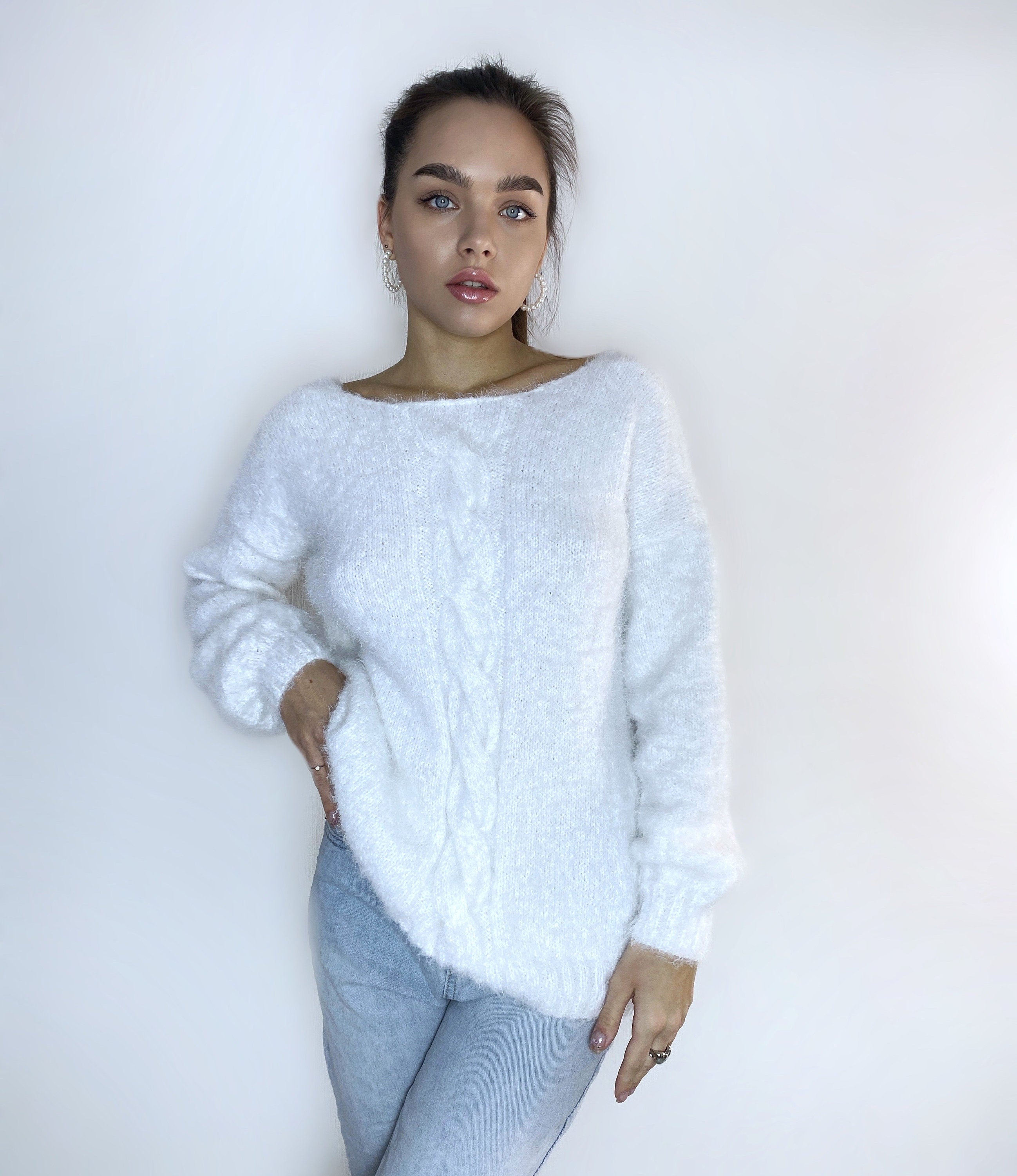 White wool free soft fluffy hand knit body friendly sweater Open back Deep V-neckline Analogue of angora yarn pullover Loose fit oversized