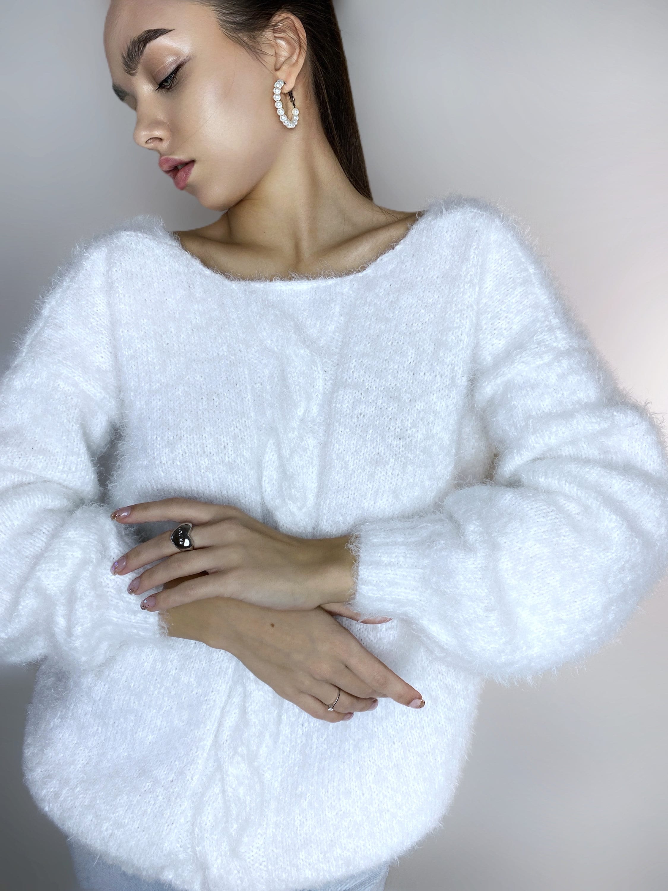 White wool free soft fluffy hand knit body friendly sweater Open back Deep V-neckline Analogue of angora yarn pullover Loose fit oversized