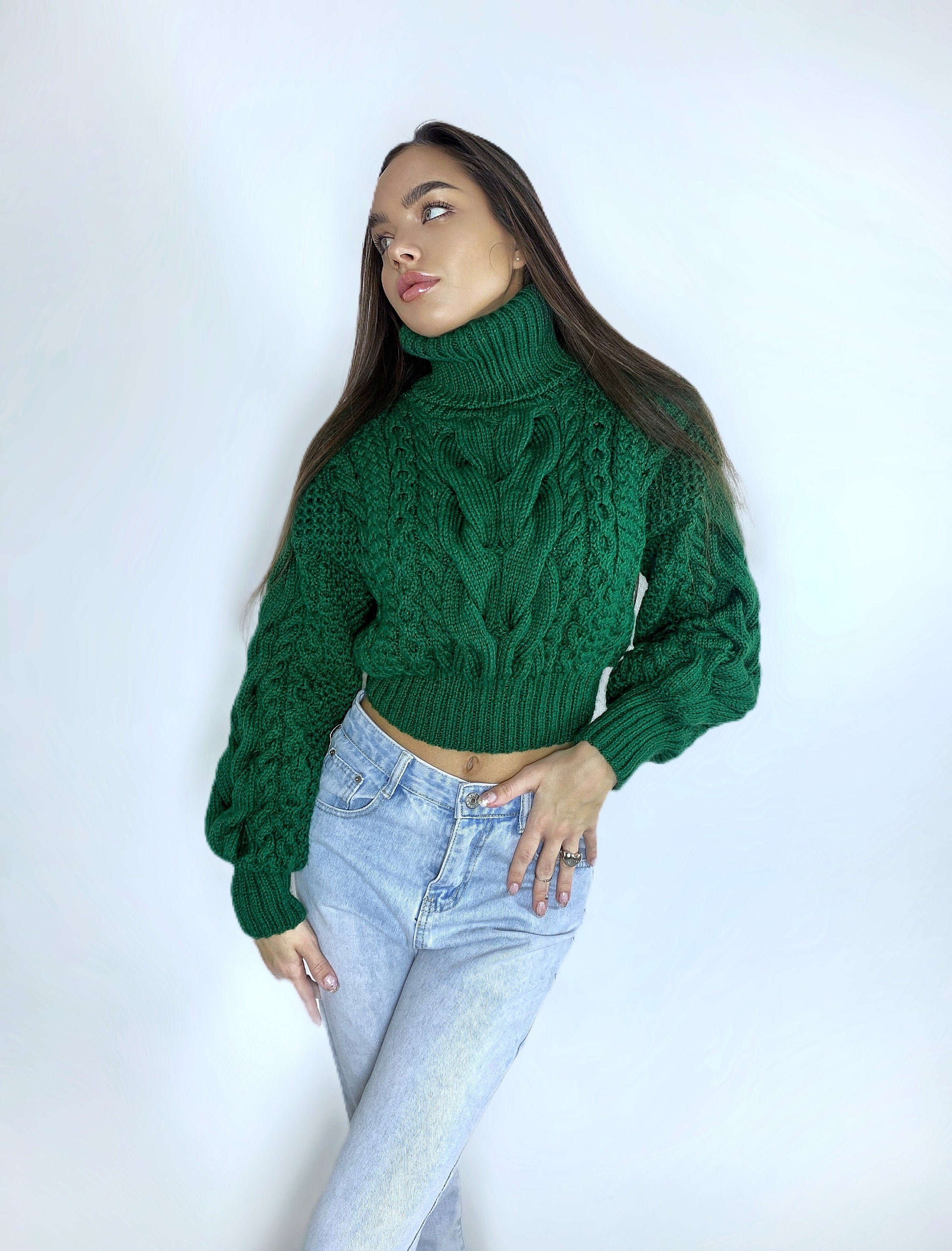 Crop hand knitted green emerald sweater Chunky Knit Turtleneck Oversized Pullover Women's Cable knit Jumper merino wool winter sweater