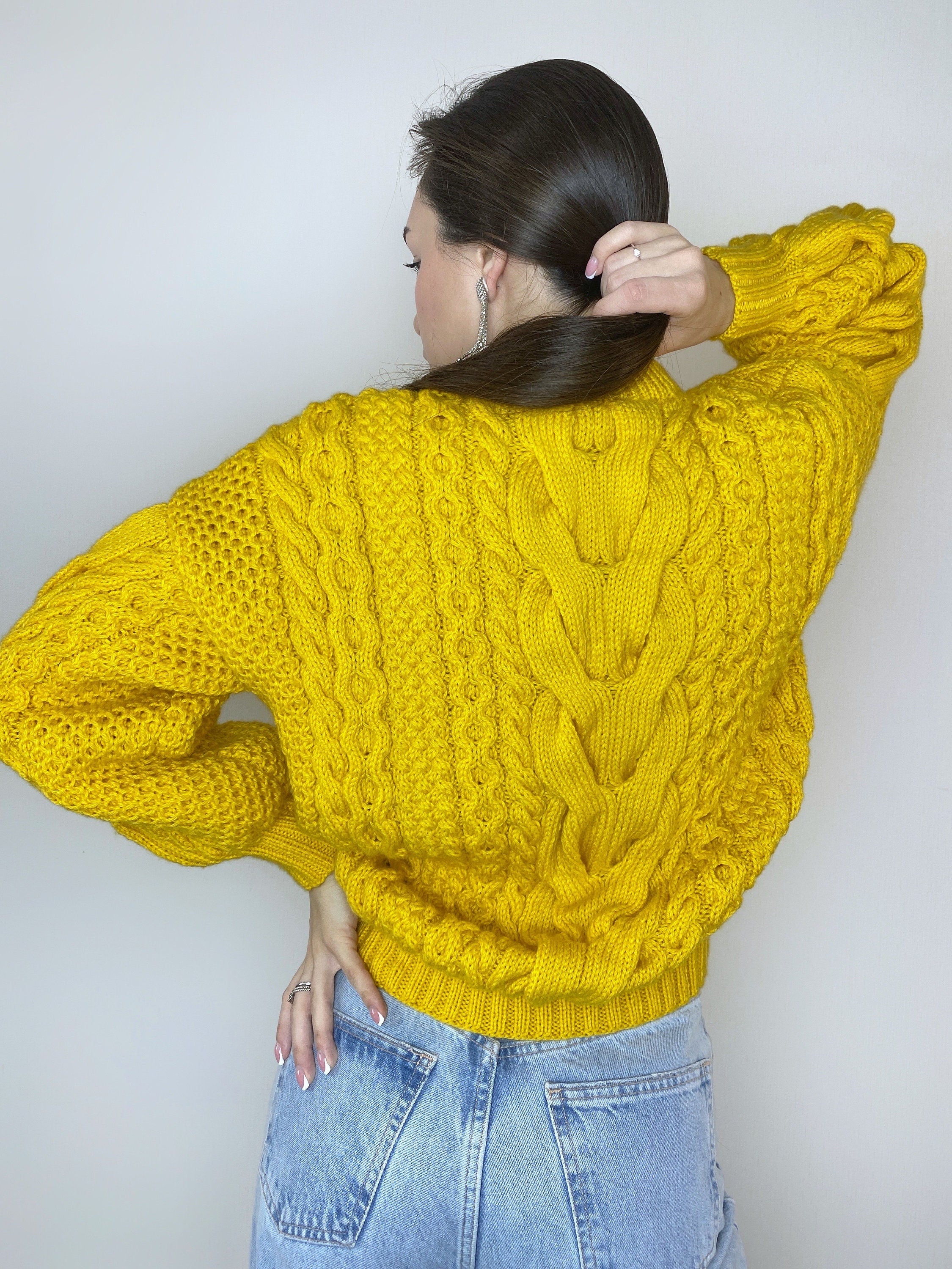 Hand knitted yellow soft merino wool sweater for women Oversized womens knit jersey Chunky knit lemon sweater