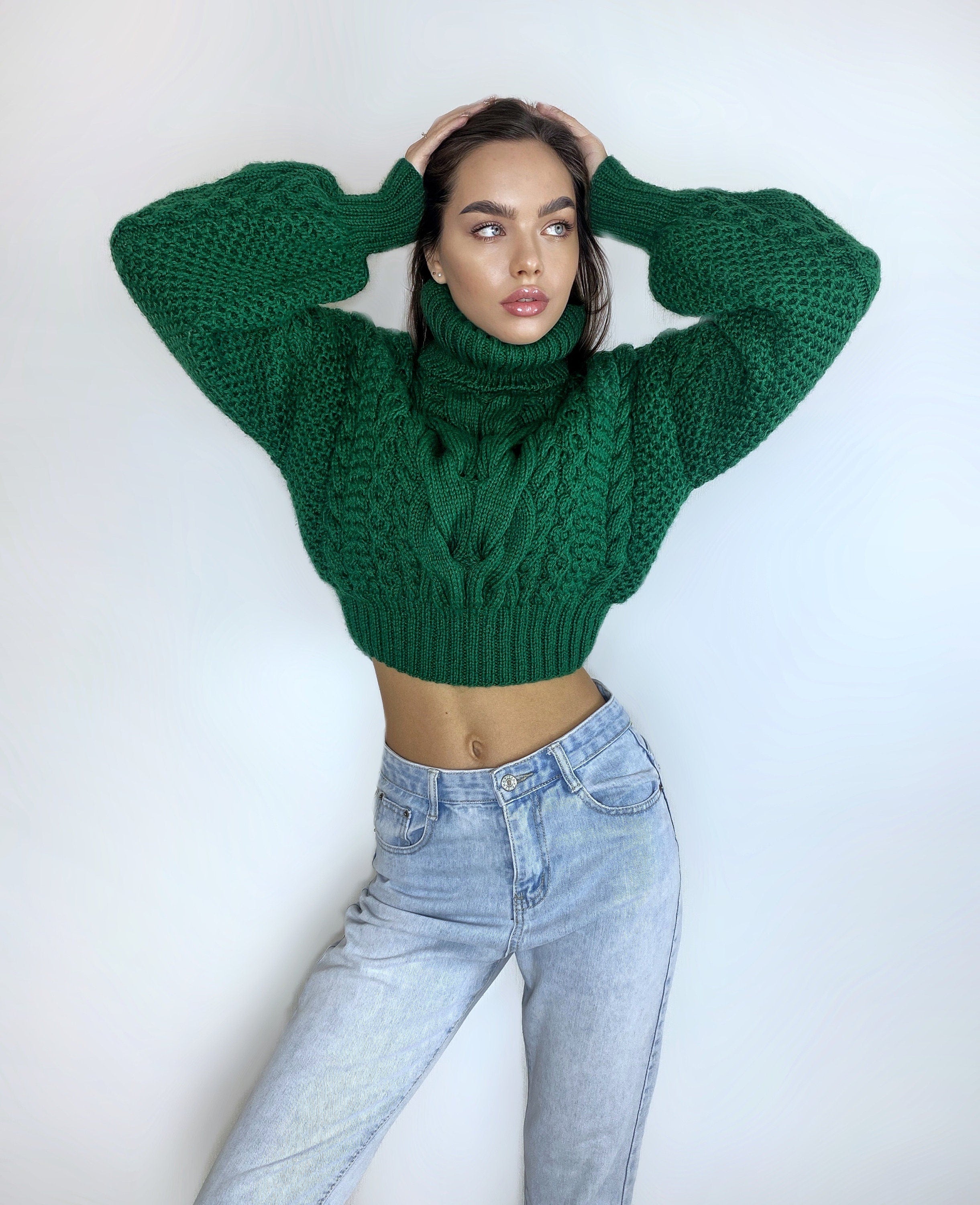 Crop hand knitted green emerald sweater Chunky Knit Turtleneck Oversized Pullover Women's Cable knit Jumper merino wool winter sweater