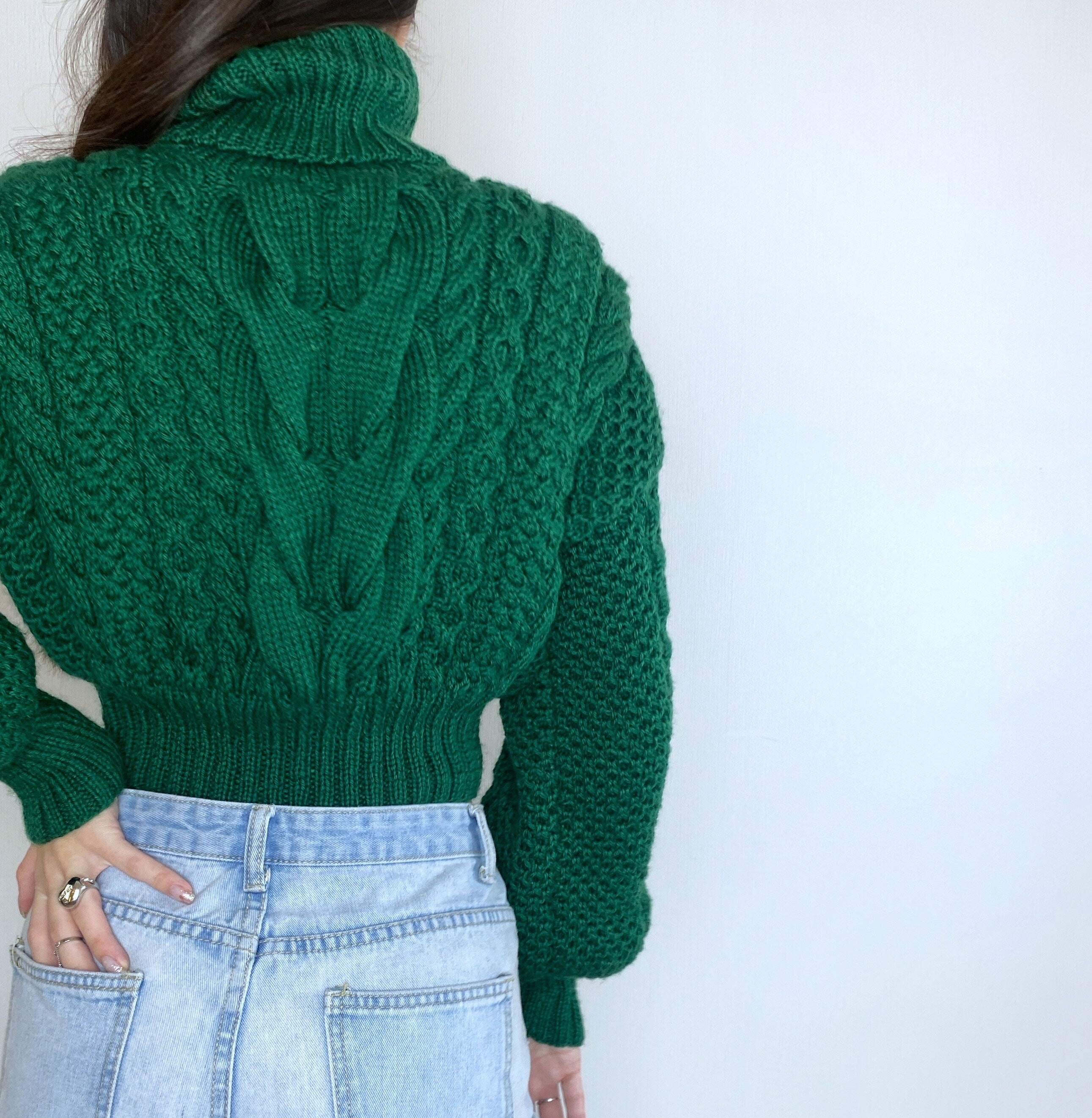 Crop hand knitted green emerald sweater Chunky Knit Turtleneck Oversized Pullover Women's Cable knit Jumper merino wool winter sweater