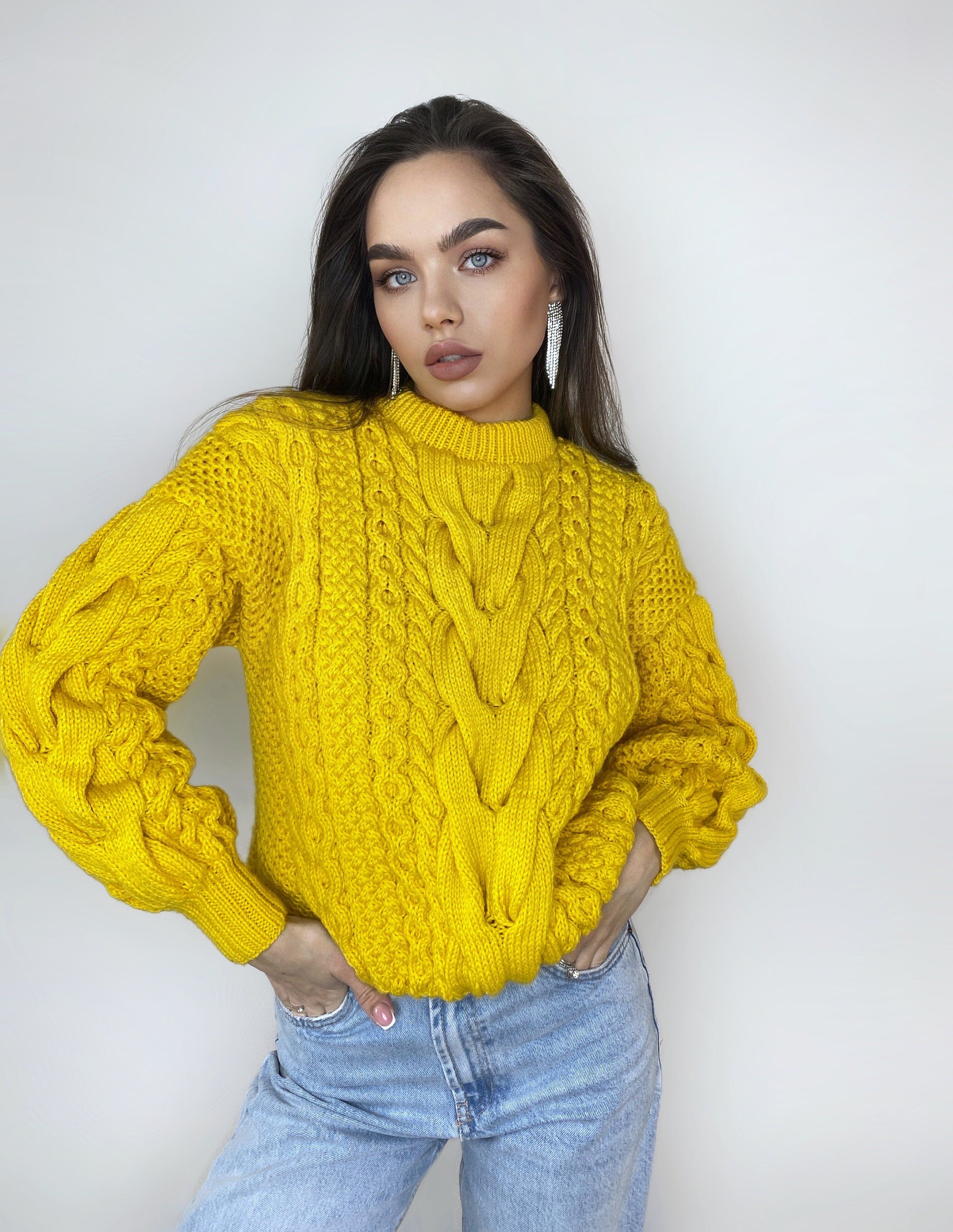 Hand knitted yellow soft merino wool sweater for women Oversized womens knit jersey Chunky knit lemon sweater