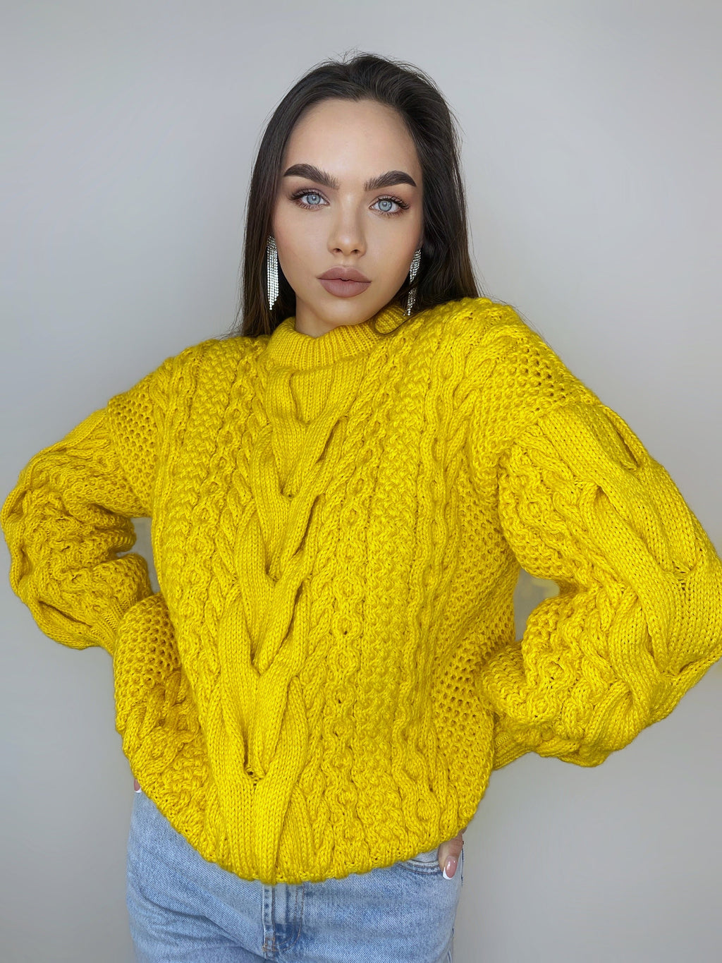 Hand knitted yellow soft merino wool sweater for women Oversized womens knit jersey Chunky knit lemon sweater