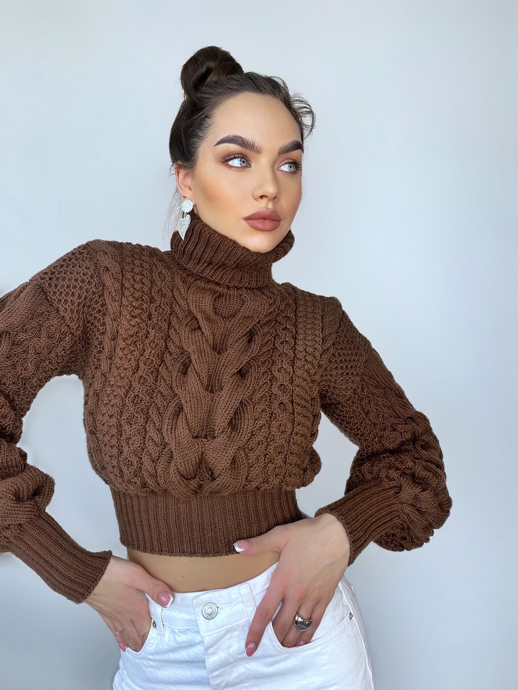 Crop hand knitted brown merino wool sweater Chunky Knit Turtleneck Oversized Pullover Women's Cable knit Jumper cozy wool winter sweater