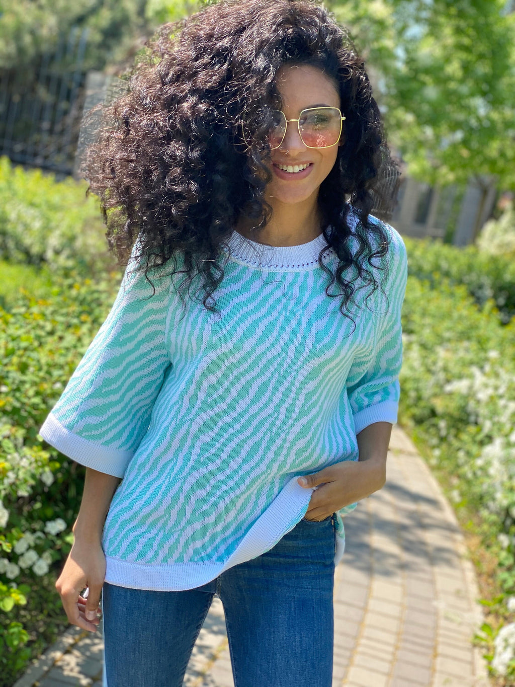 Knitted softy organic cotton sweater animal print pattern Zebra print pullover short sleeve White green half sleeve blouse for women