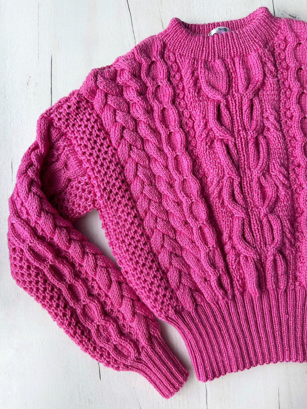 Dark pink crop soft merino wool mixture knitted Sweater Women Hand Knitted Jumper Cable Loose Knit Oversized High Waist Knitted Sweater