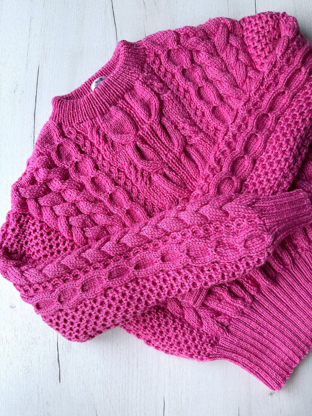 Dark pink crop soft merino wool mixture knitted Sweater Women Hand Knitted Jumper Cable Loose Knit Oversized High Waist Knitted Sweater