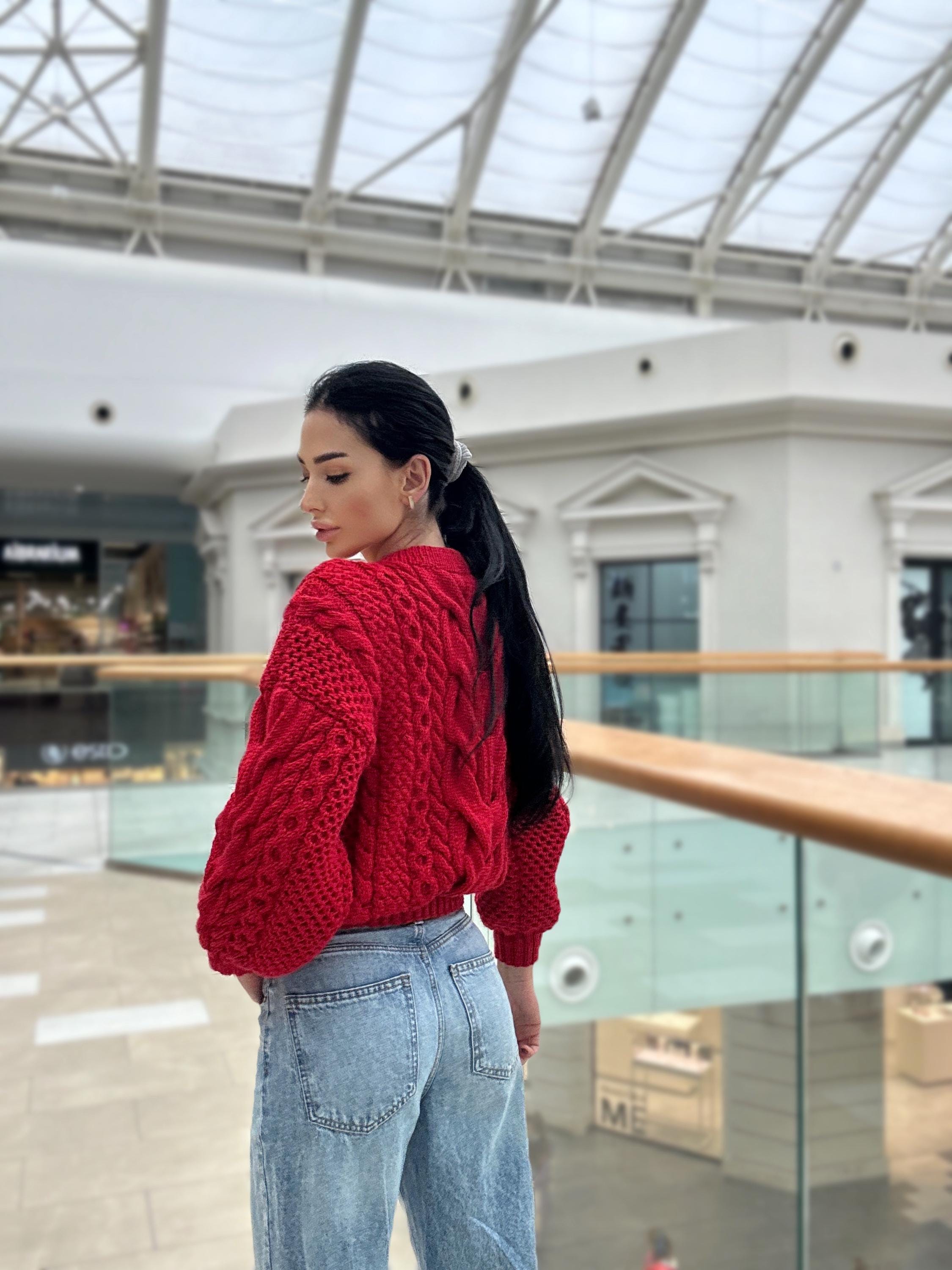 Red knit wool sweater women Chinky knit oversize Knitted jumper 7/8 sleeve Cable knitting Loose knit Oversized Womens Christmas red sweater
