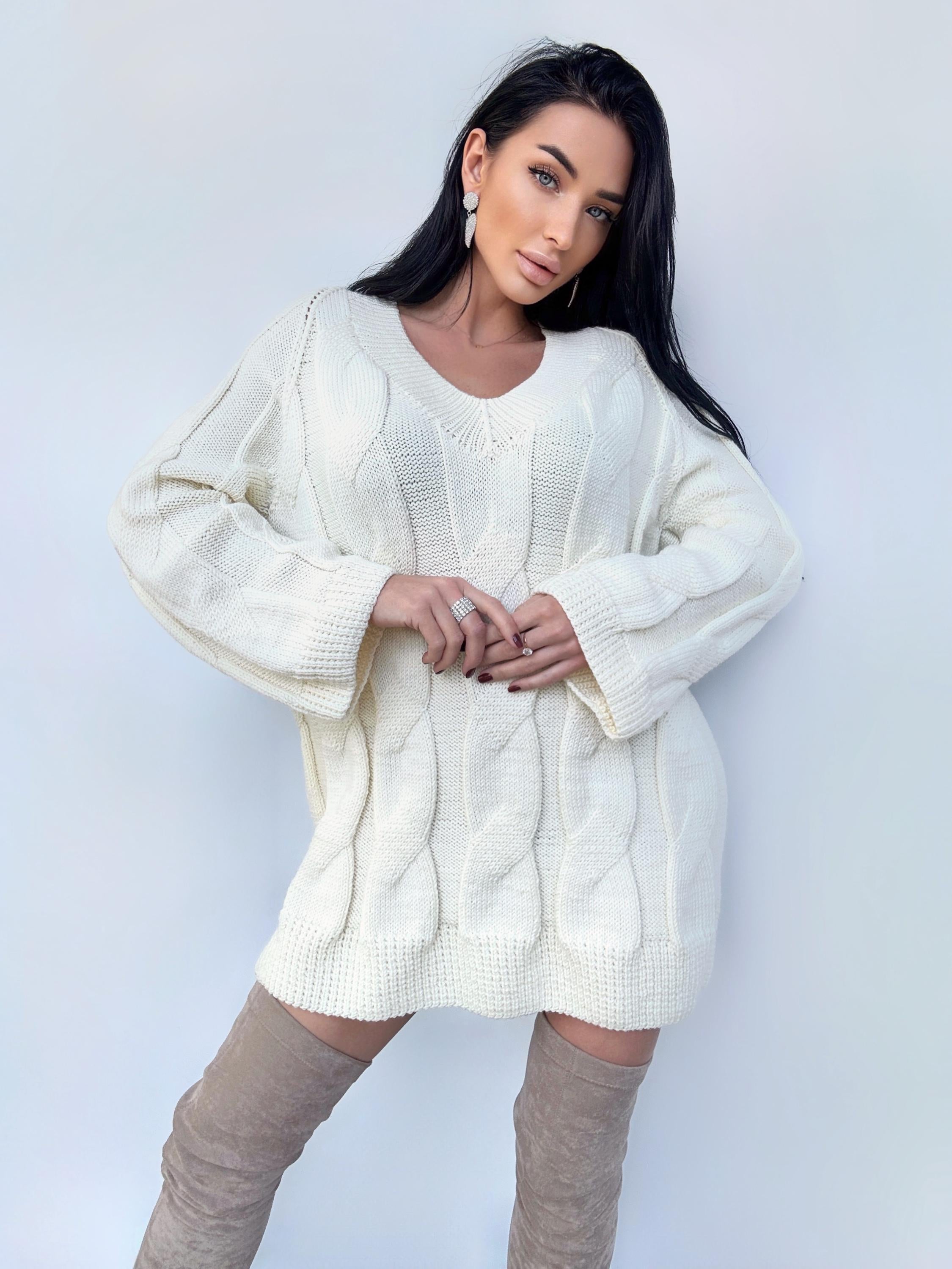 Merino wool wool cable knit oversize pastel milk white beige sweater dress women Off white wool pullover V -collar Chunky knit loose sweater